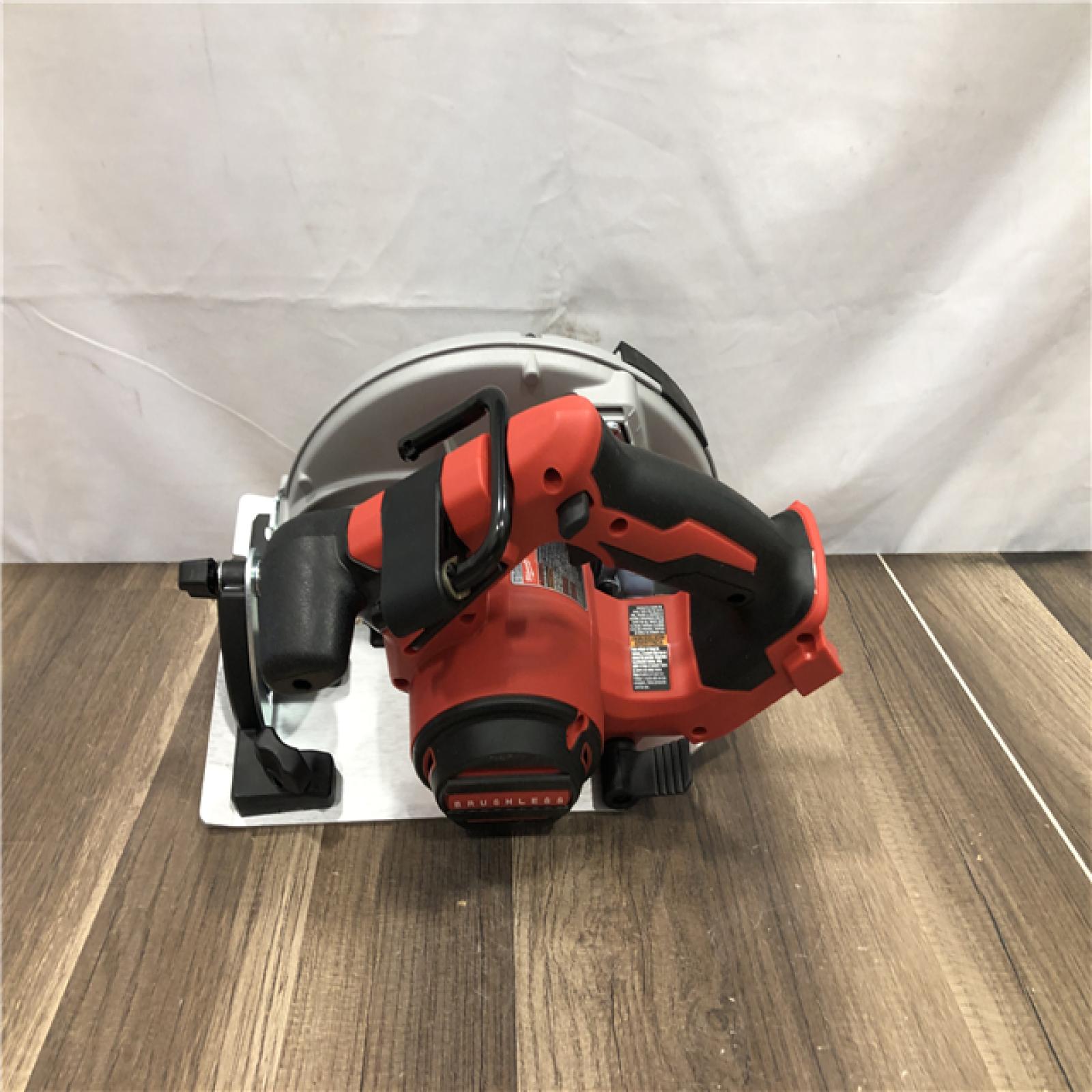 AS-IS Milwaukee 18V Lithium-Ion Brushless Cordless 7-1/4 in. Circular Saw (Tool-Only)