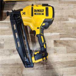 HOUSTON LOCATION - AS-IS DEWALT 20V MAX XR 16-Gauge Electric Cordless Angled Finishing Nailer Kit