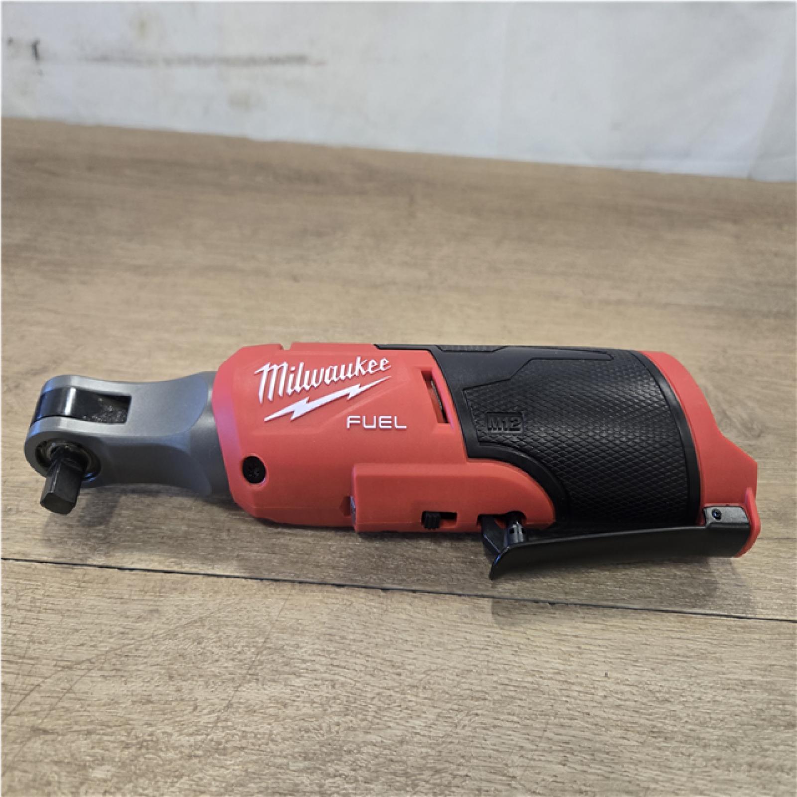 AS-IS - Milwaukee FUEL 18V Cordless Mid Torque 1/2 in. Impact Wrench w/ 12 FUEL 3/8 in. Ratchet Combo Kit
