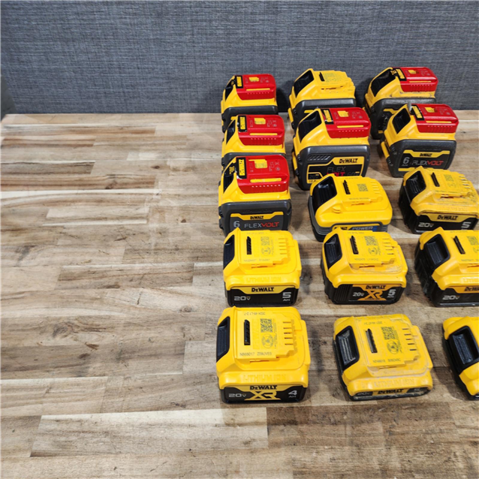 HOUSTON LOCATION - AS - IS DEWALT BATTERY PACK QTY - 15