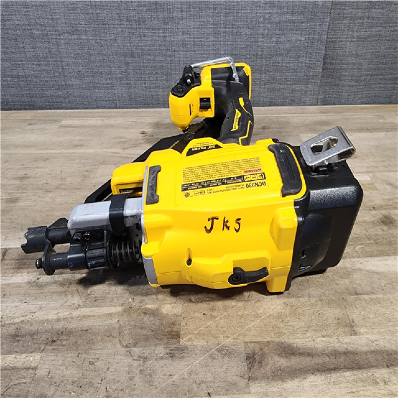 HOUSTON LOCATION - AS-IS DEWALT 20V 30 Degree Cordless Framing Nailer (Tool-Only)