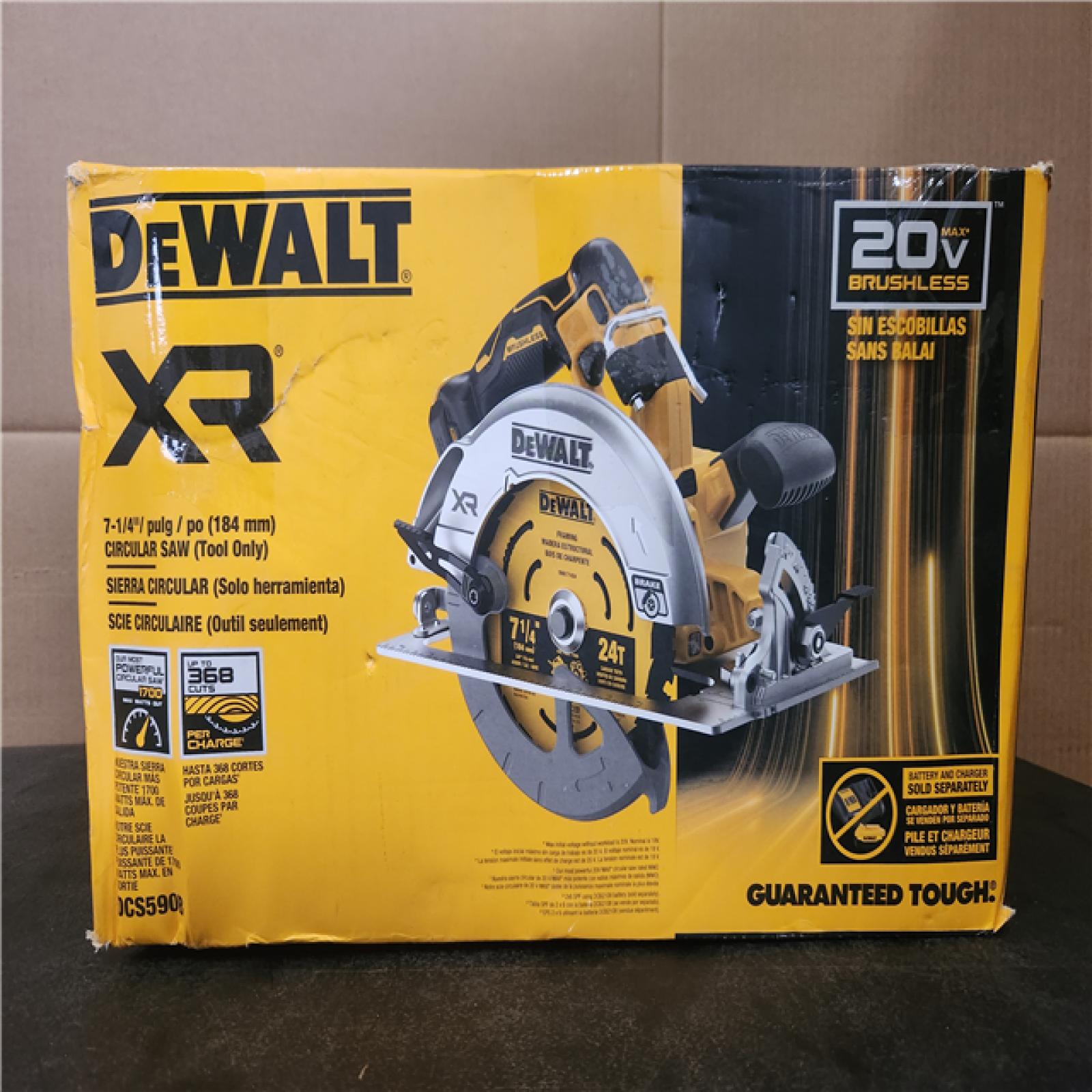 Phoenix LIKE NEW DEWALT 20-Volt MAX 7-1/4 in. Cordless Circular Saw (Tool Only)