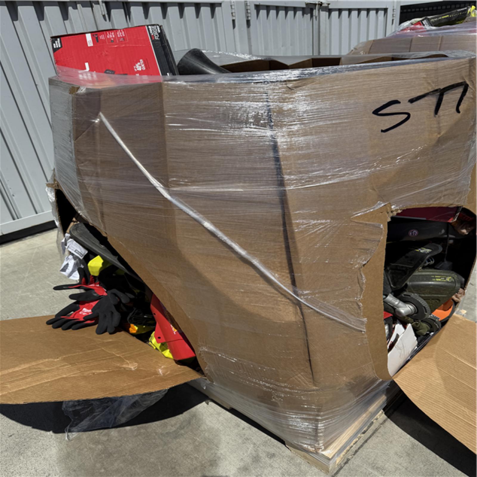 California AS-IS POWER TOOLS Partial Lot (3 Pallets) P-R057795