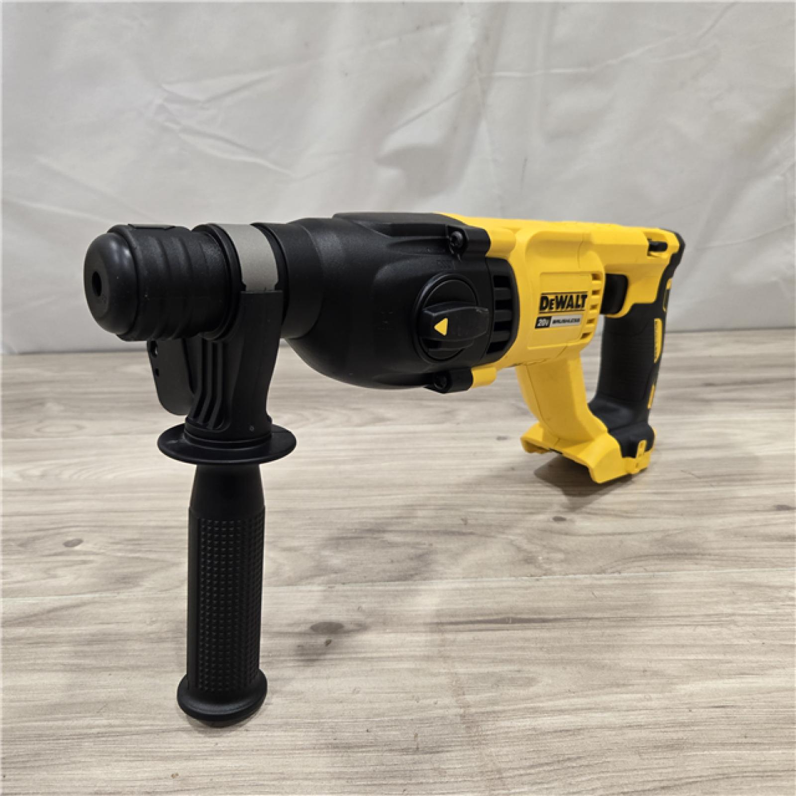 AS-IS DeWalt 20v MAX Cordless Rotary Hammer Drill (Tool-Only) DCH133