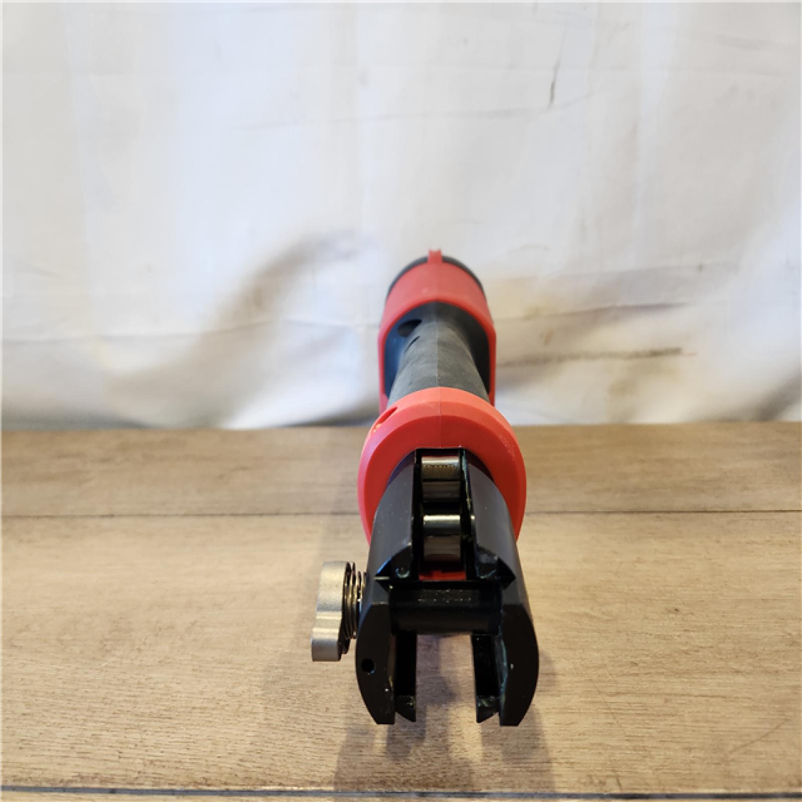 AS-IS- Milwaukee 18V Lithium-Ion Cordless Short Throw PEX Press Tool Kit