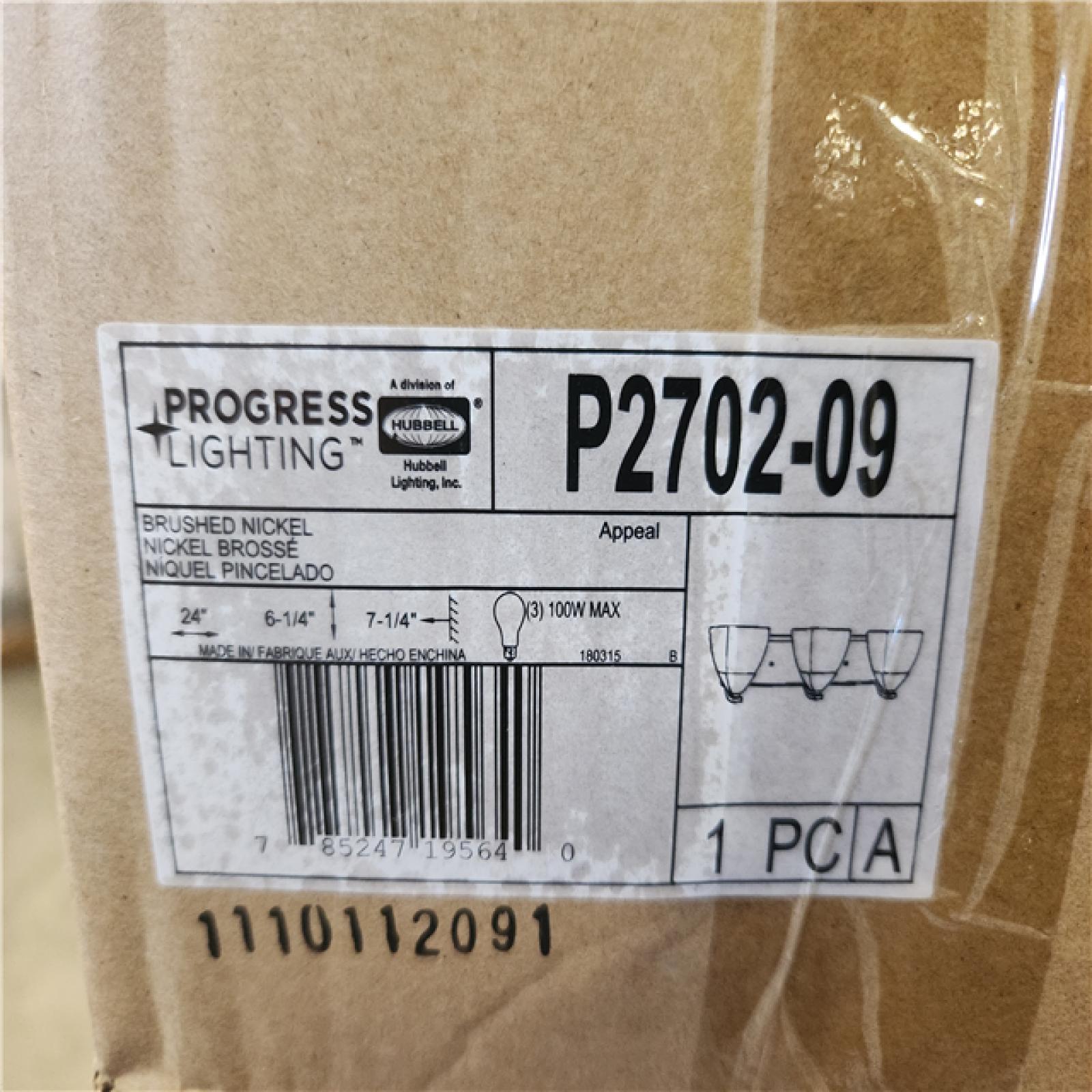 Phoenix Location NEW Progress Light Brushed Nickle 3-Bulb Light Fixture Pallet (26-Boxes)