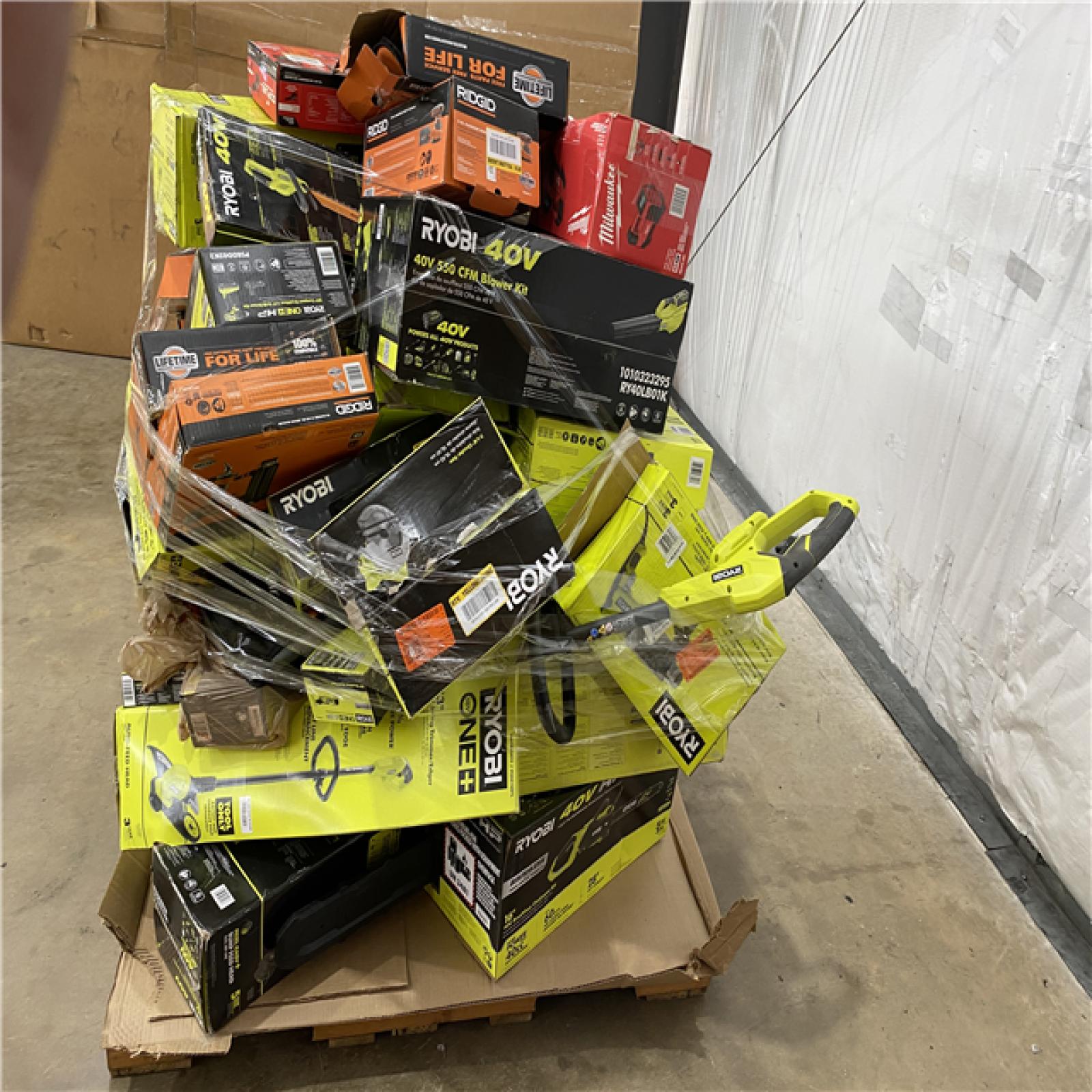 Houston Location AS IS - Tool Pallet