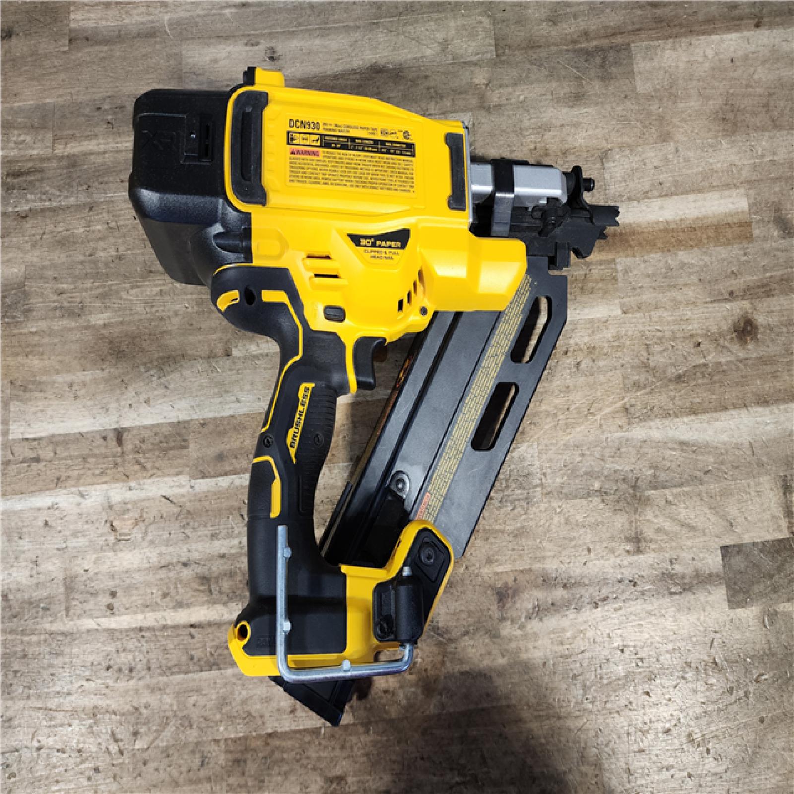 HOUSTON LOCATION - AS-IS DEWALT 20V 30 Degree Cordless Framing Nailer (Tool-Only)