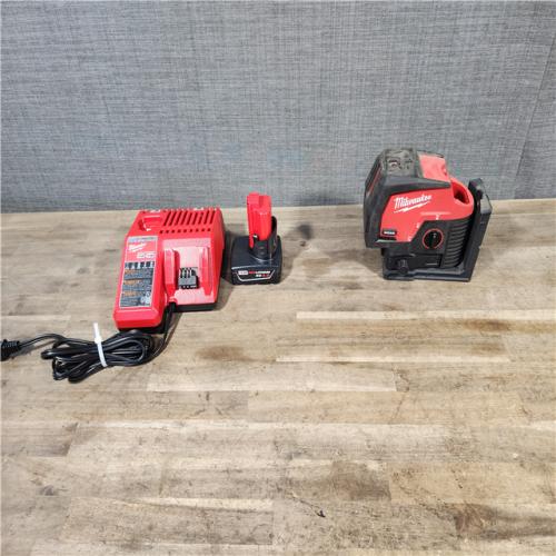 HOUSTON LOCATION - AS-IS Milwaukee Green 125 Ft. Cross Line and Plumb Points Laser Level Kit