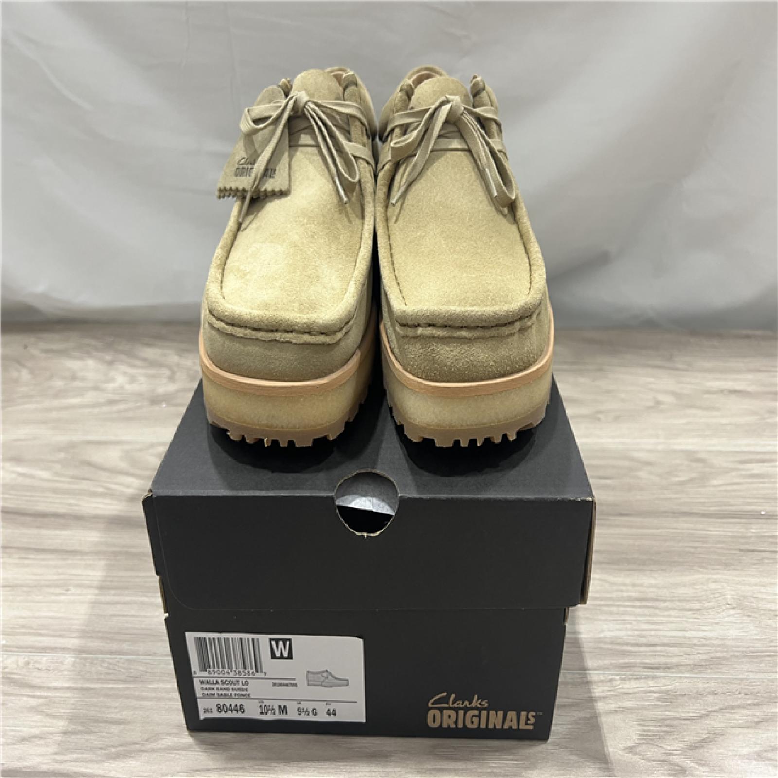 Clarks Walla Scout Lo Suede Loafer - Dark Sand Suede - SZ 10.5
