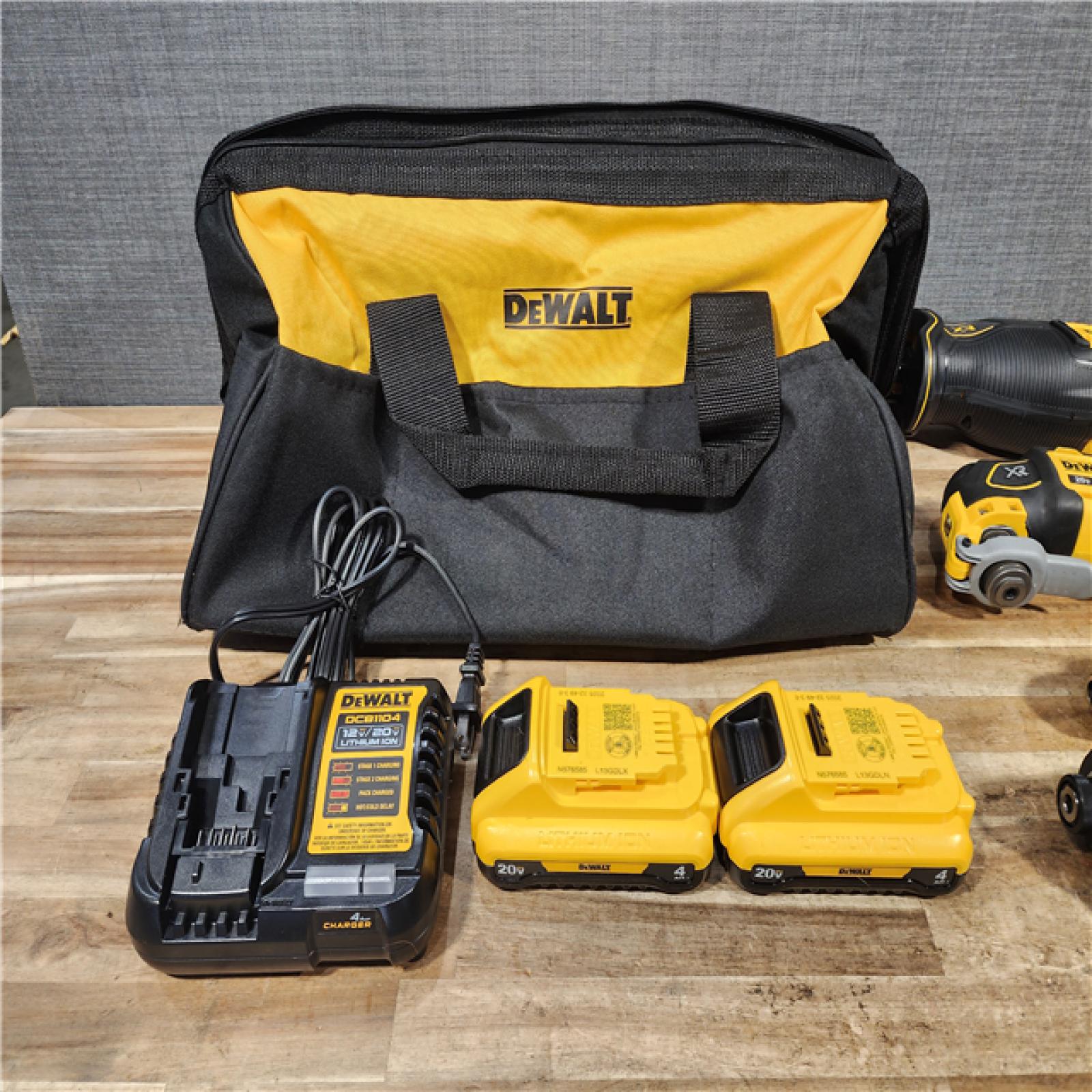 HOUSTON LOCATION - AS - IS DEWALT 20-Volt Maximum Lithium-Ion Cordless 4-Tool Combo Kit
