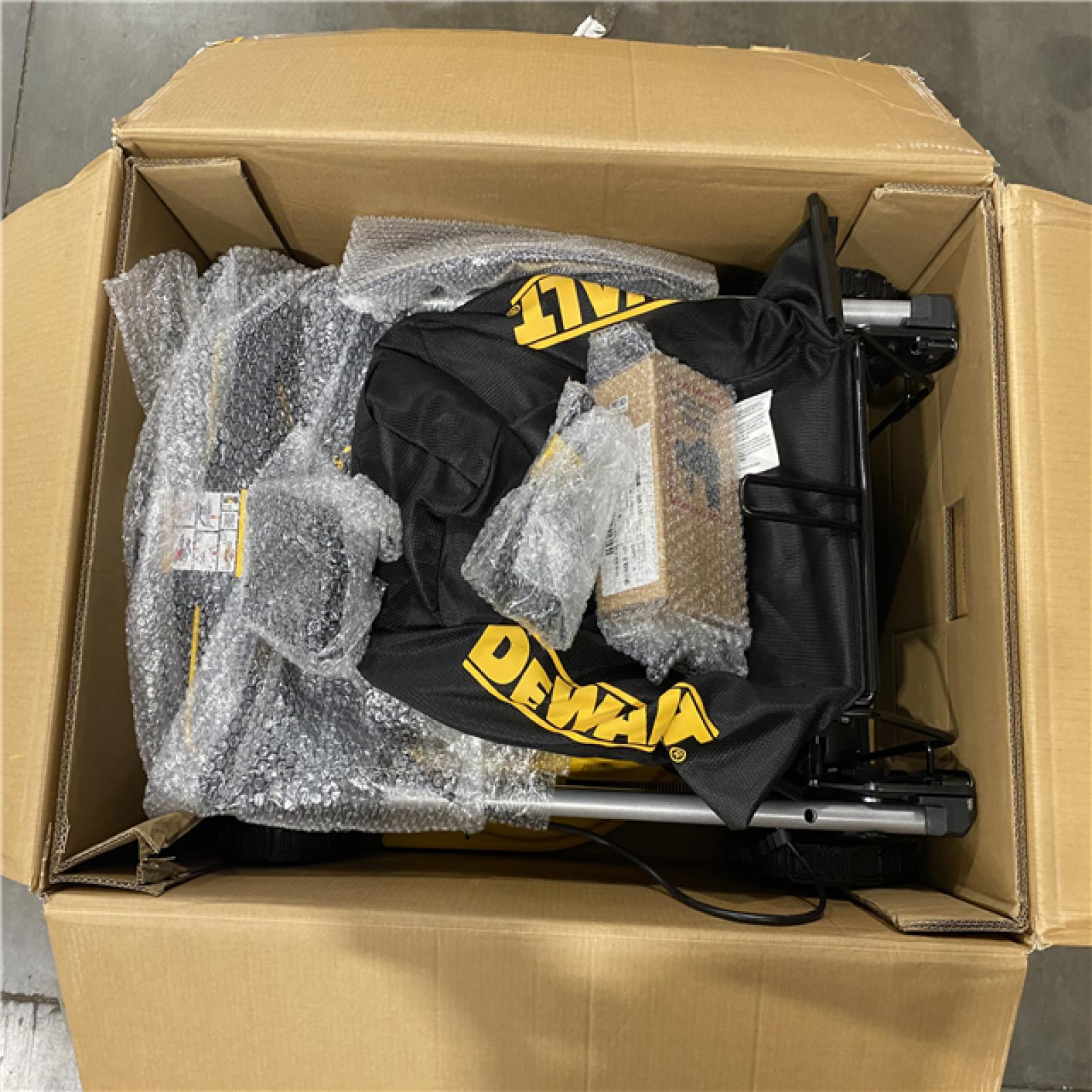 As-Is -DEWALT 2x20V MAX 21 in. Cordless Battery Powered Push Lawn Mower Kit with (2) 10 Ah Batteries and Chargers