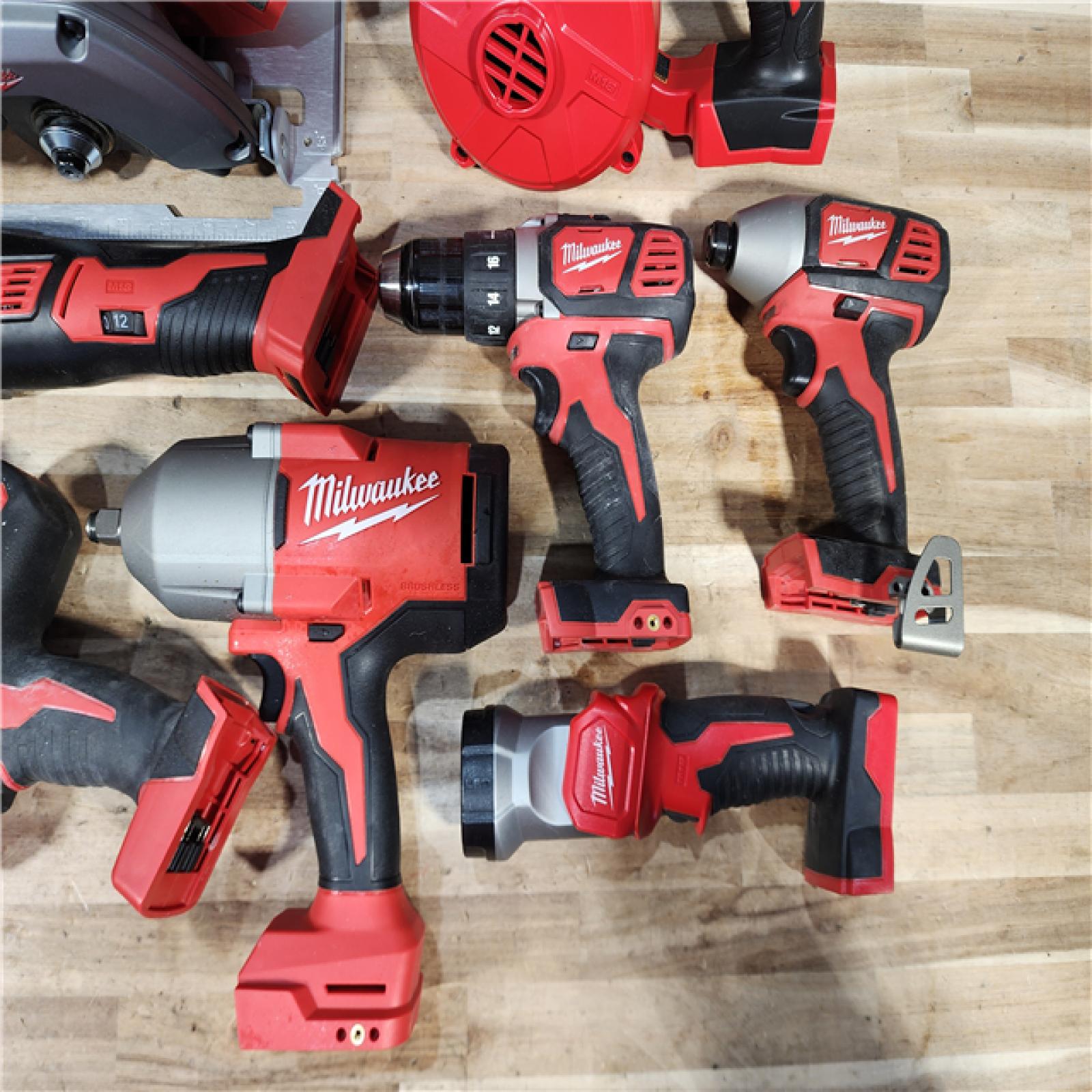 HOUSTON LOCATION - AS-IS Milwaukee 18-Volt Lithium-Ion Cordless (9-Tool) Combo Kit