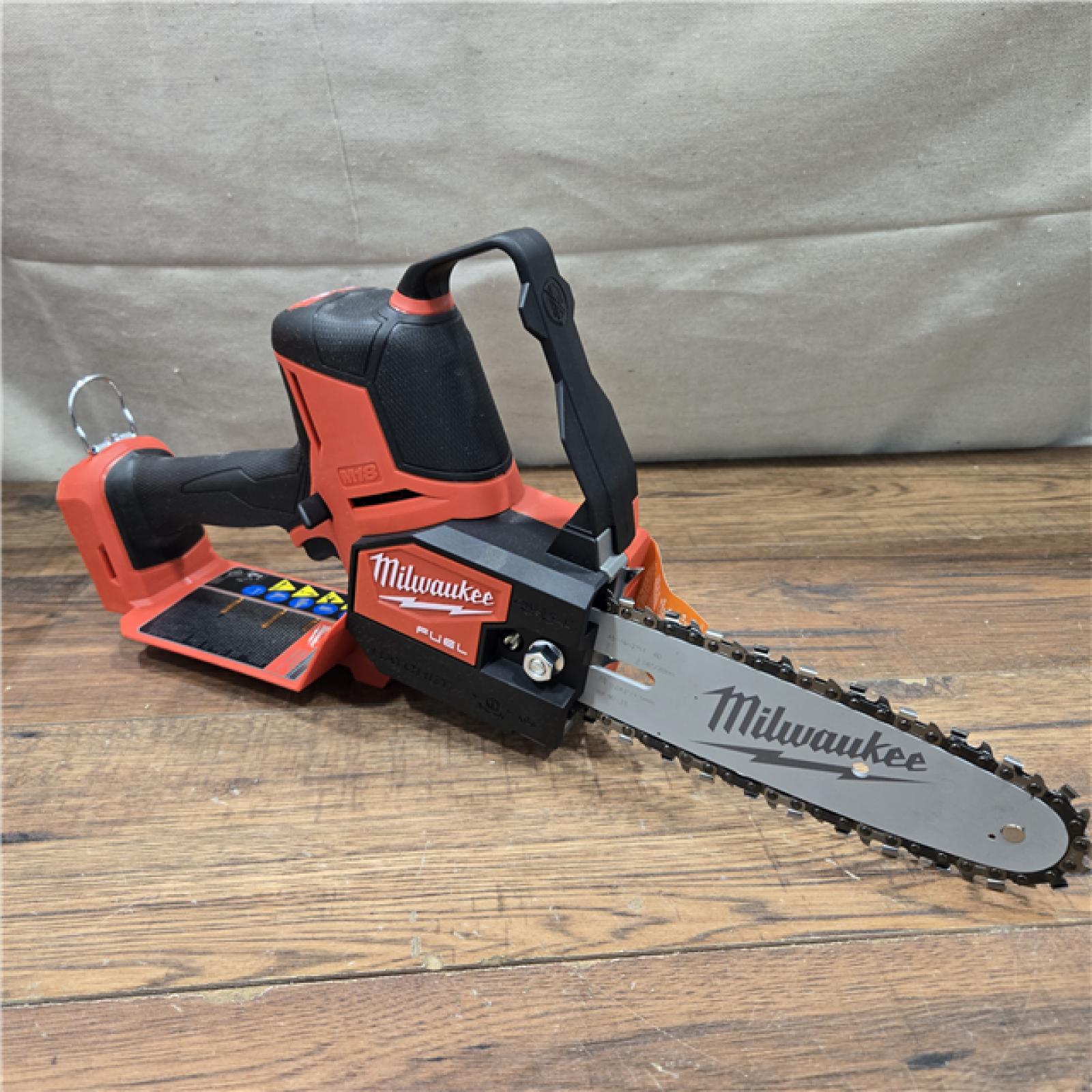 AS-IS Milwaukee M18 Fuel Hatchet 8  Pruning Saw Bare Tool