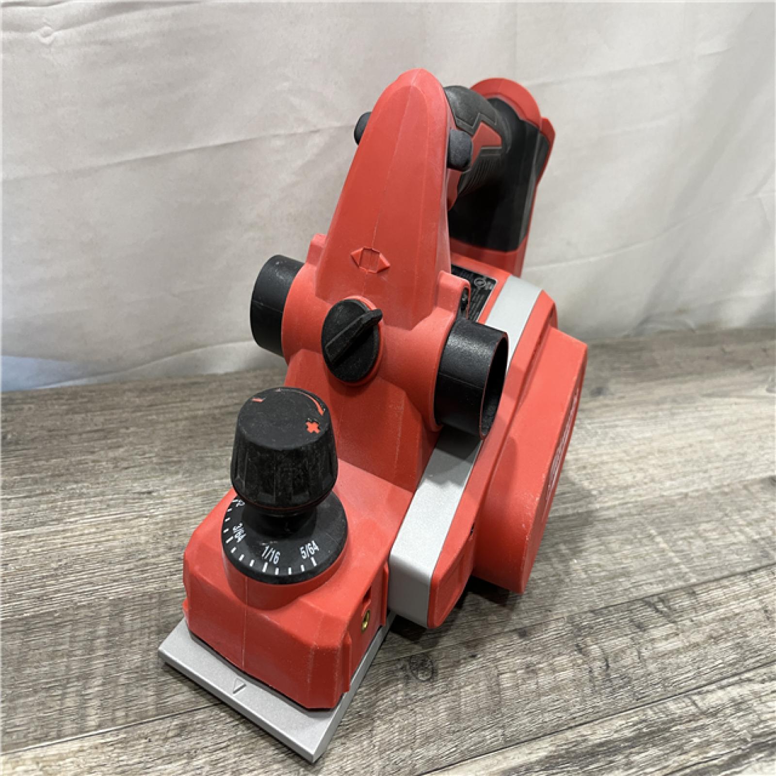 AS-IS Milwaukee 18V Lithium-Ion Cordless 3-1/4 in. Planer (Tool-Only)