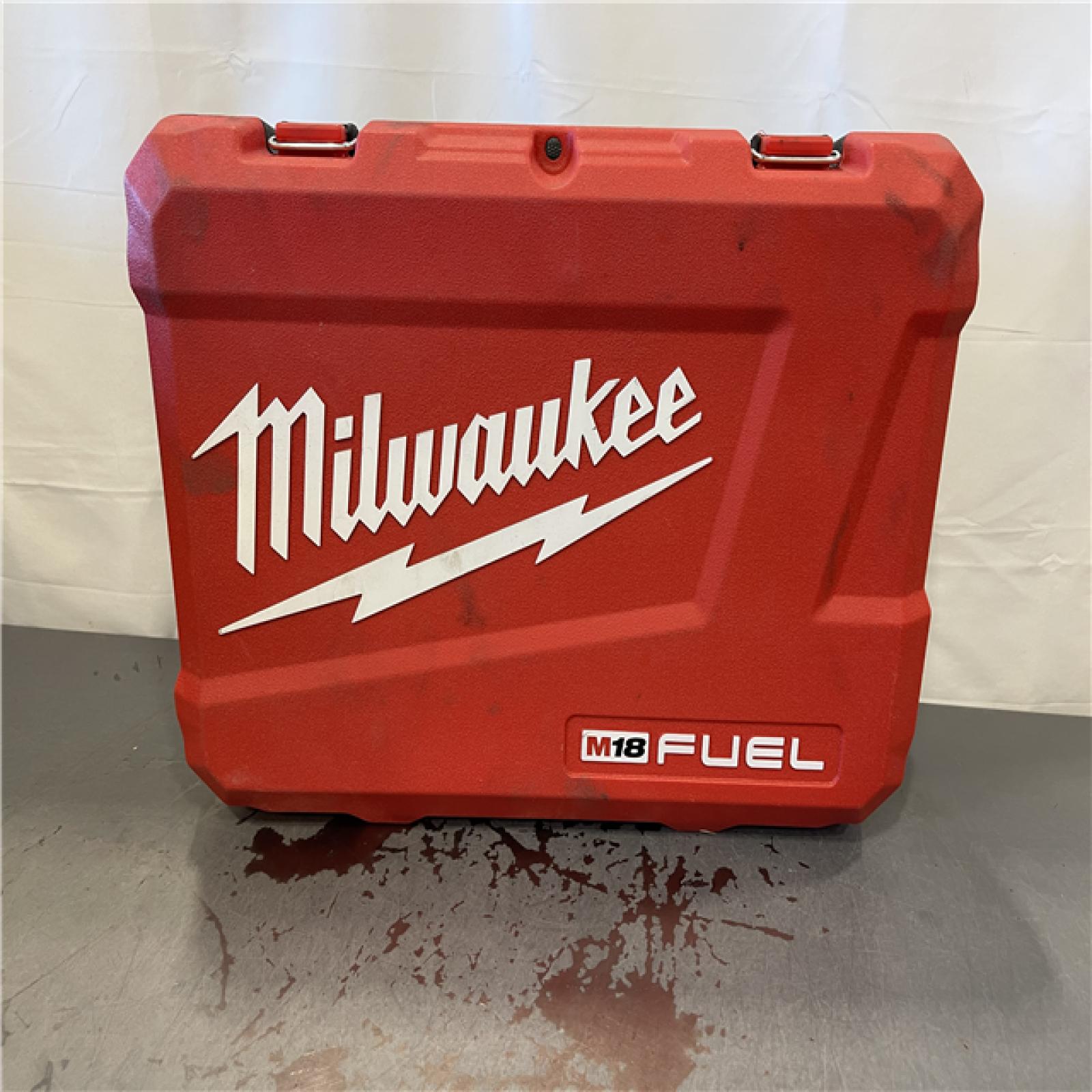 AS-IS - Milwaukee M18 FUEL 18-Volt Lithium-Ion Brushless Cordless 1/2 in. Hammer Drill/Driver Kit