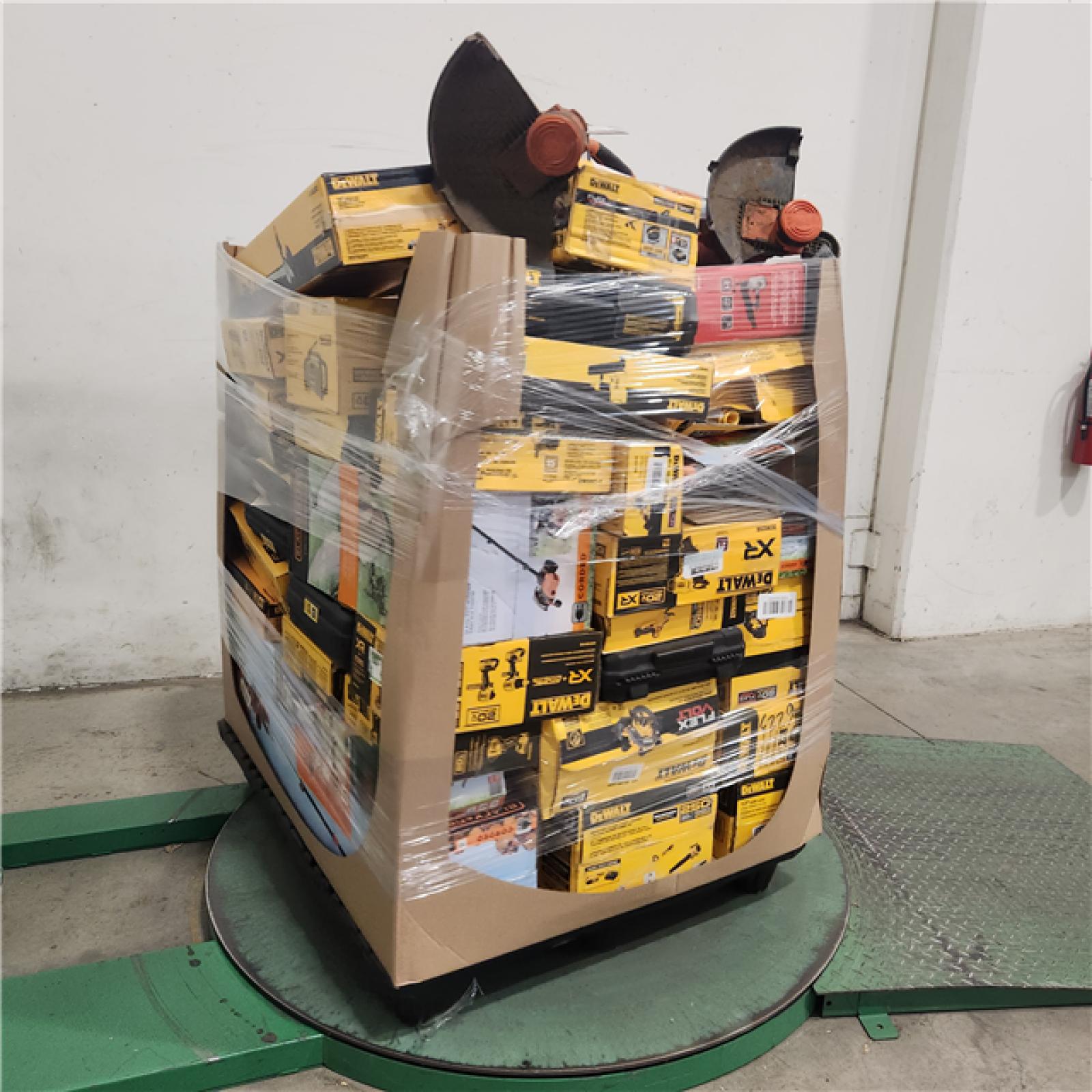 Dallas Location - As-Is DEWALT Tool Pallet