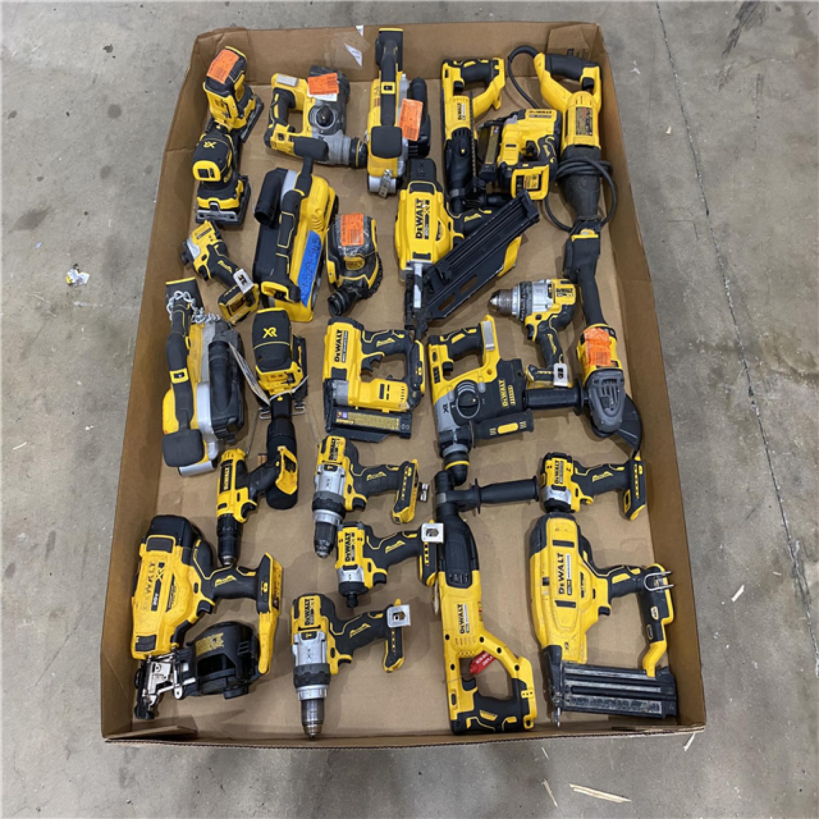 Houston Location AS IS - Tool Pallet