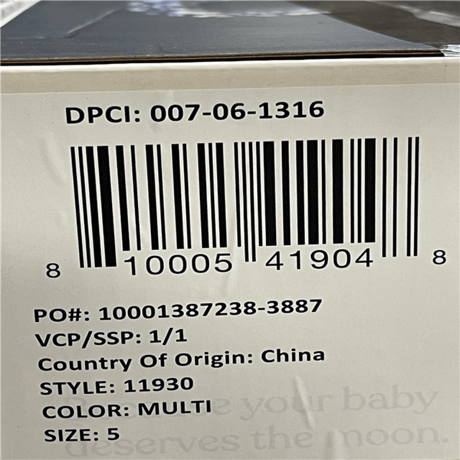 DALLAS LOCATION - Millie Moon Luxury Disposable Diapers - Size 5 - 108ct PALLET-(20 CASES)