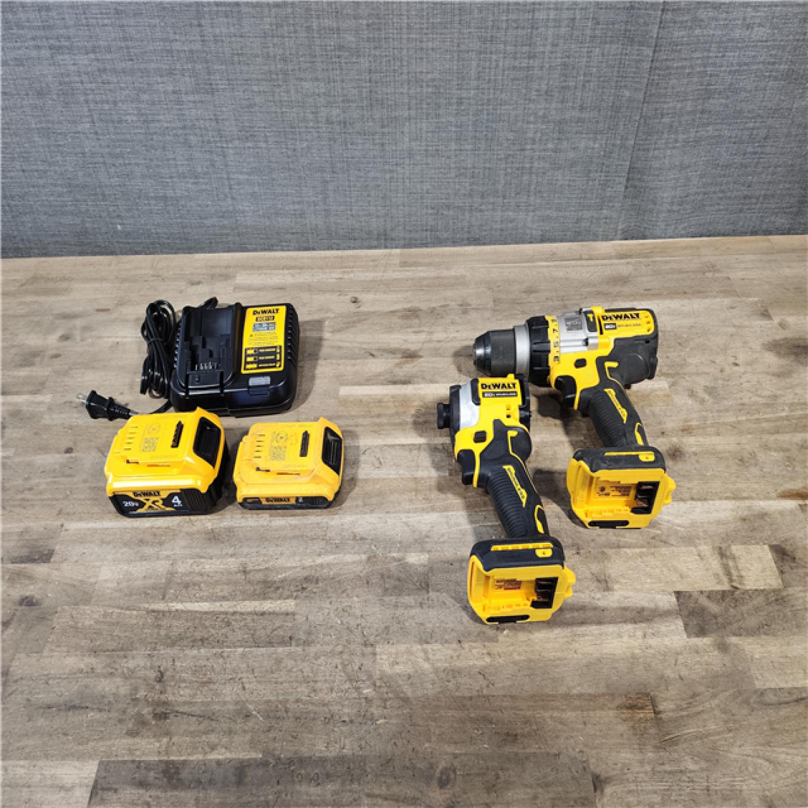 HOUSTON LOCATION - AS-IS DEWALT 2 TOOL COMBO KIT W/ (2) BATTERY & CHARGER
