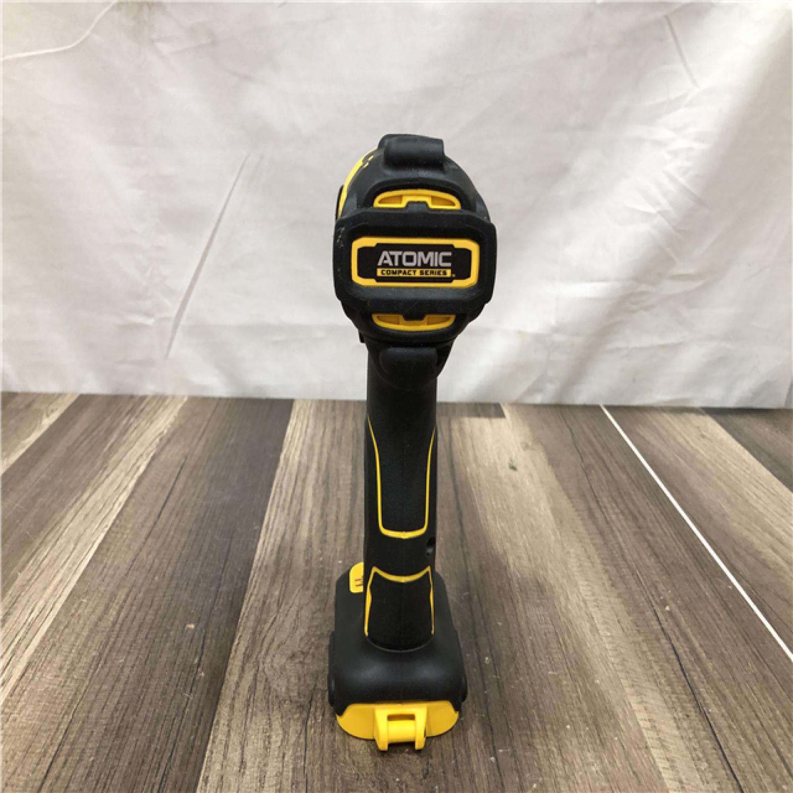 AS-IS DEWALT Atomic 20V Max Lithium-Ion Brushless Cordless Compact 1/4 in. Impact Driver Kit