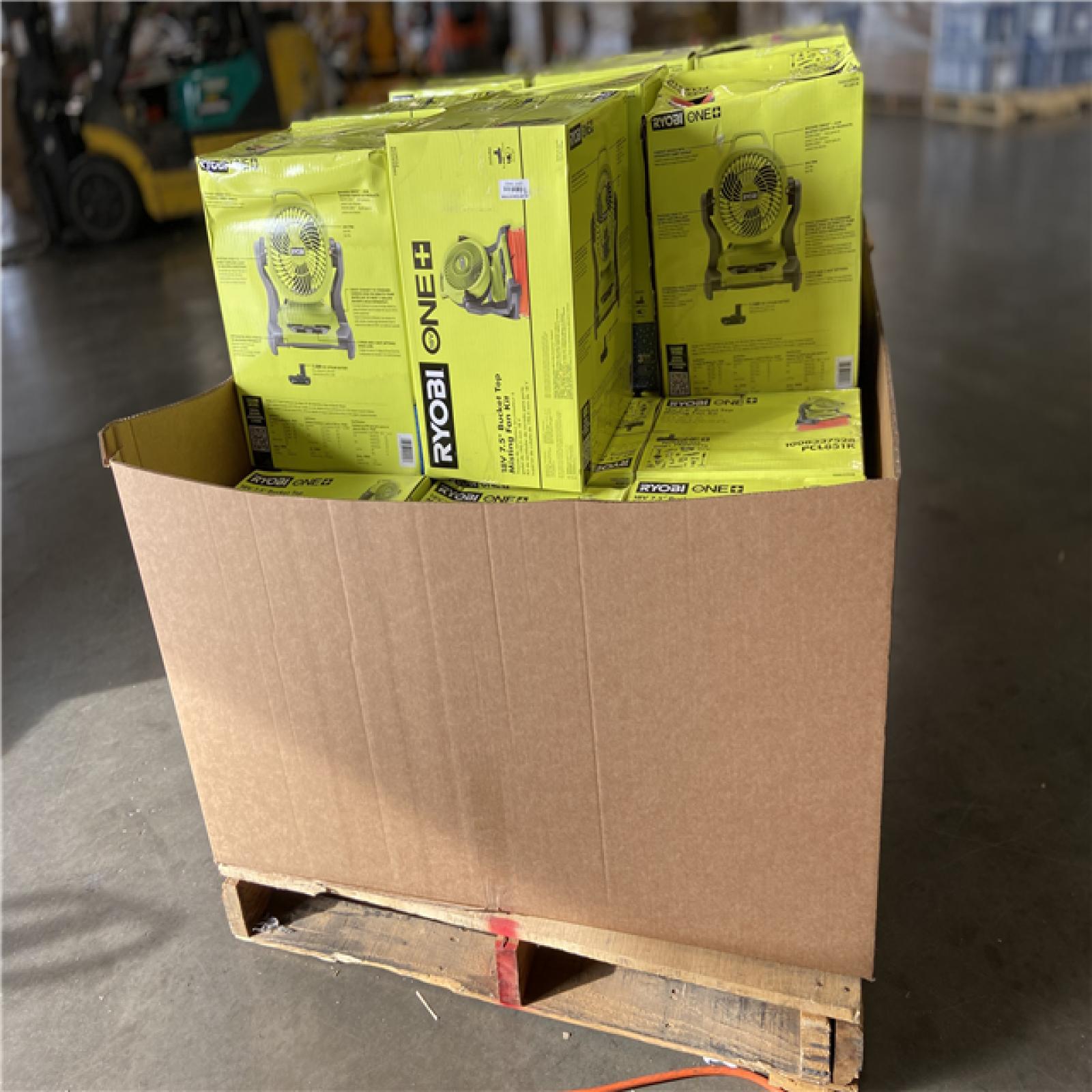 DALLAS LOCATION - RYOBI ONE+ 18V Cordless 7-1/2 in. Bucket Top Misting Fan Kit (20 UNITS)