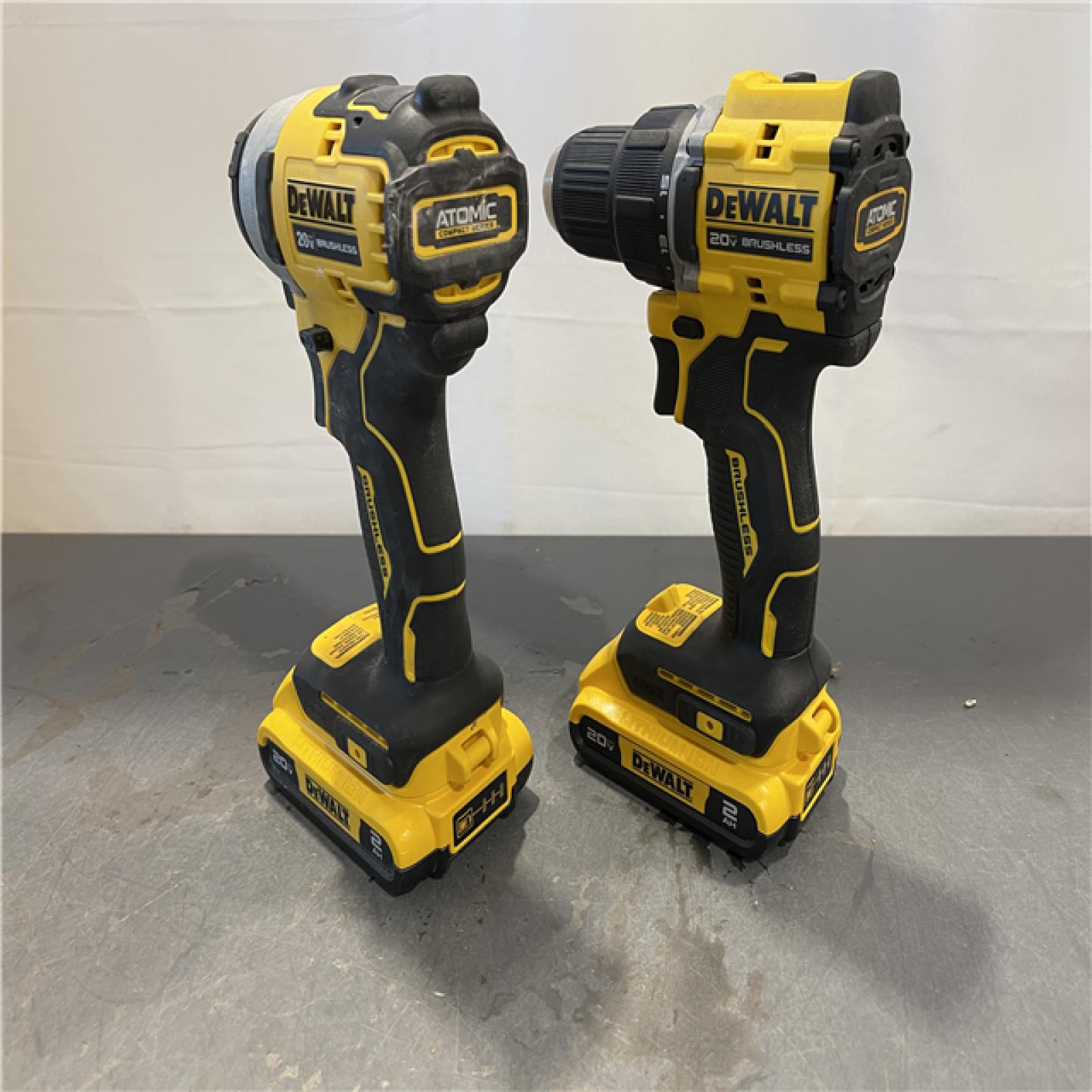 AS-IS - Dewalt ATOMIC 20-Volt MAX Lithium-Ion Cordless Combo Kit