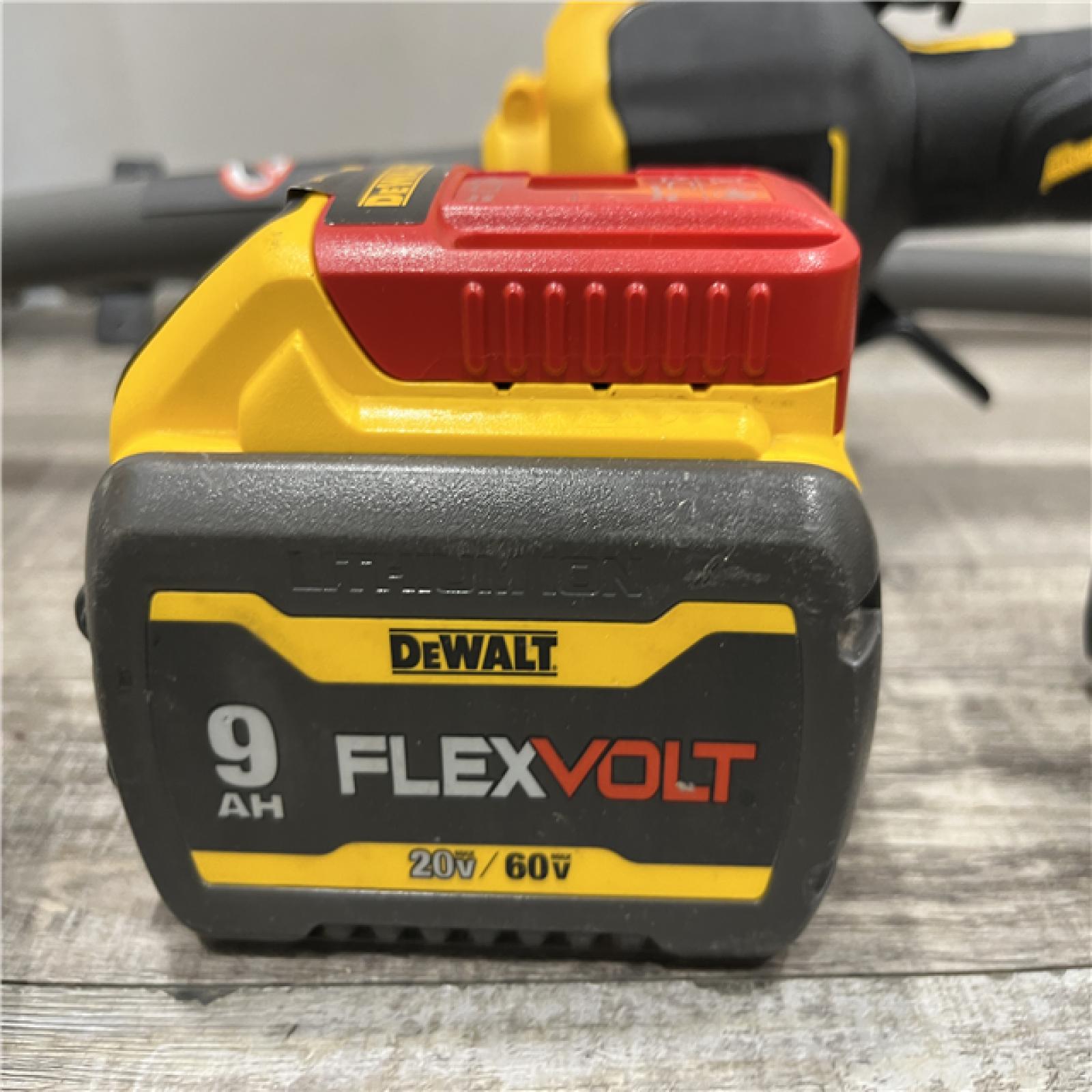AS-IS DEWALT FLEXVOLT 60V MAX 17 in. Cordless Battery Powered Attachment Capable Trimmer Kit