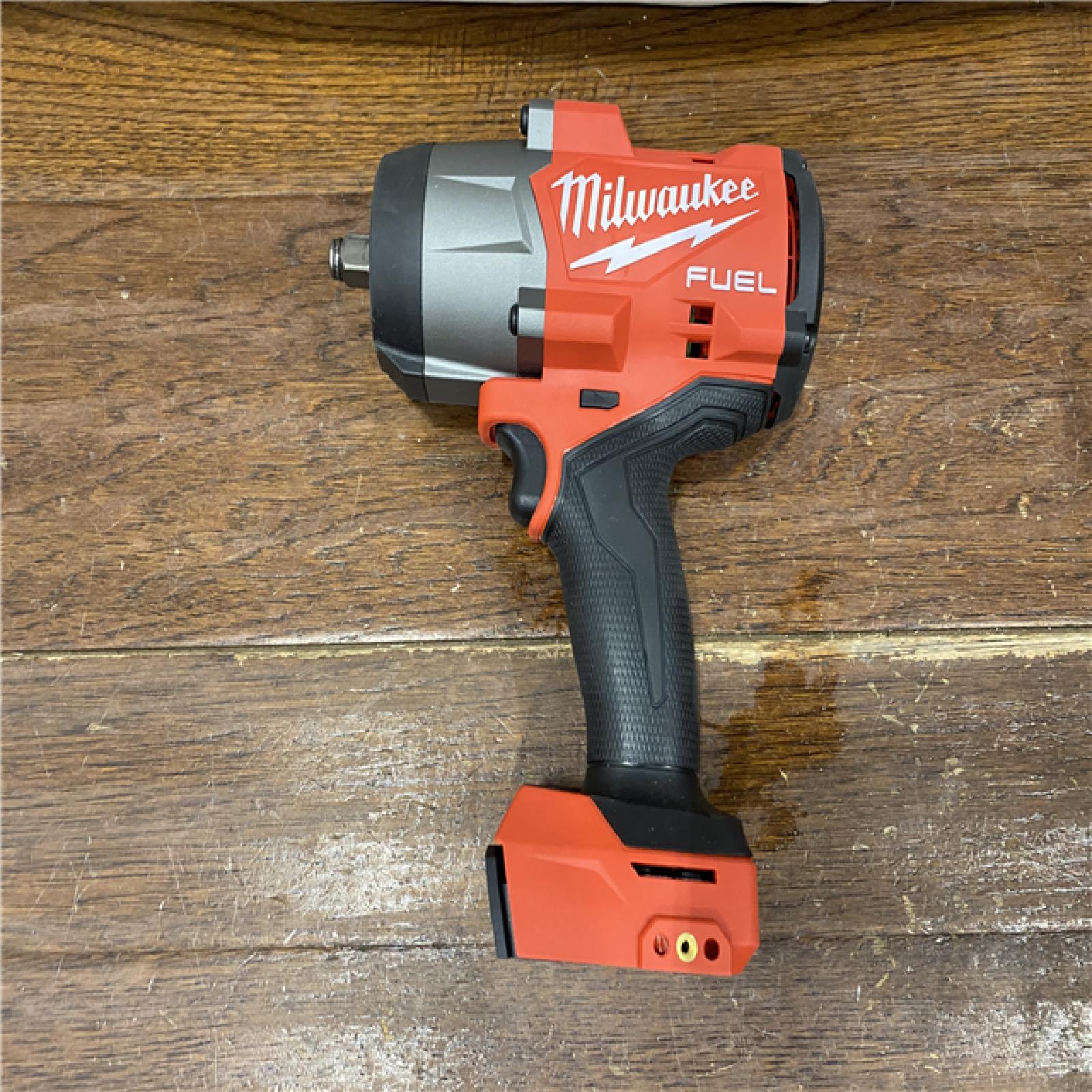 AS-IS Milwaukee M18 FUEL 1/2 High Torque Impact Wrench with Friction Ring Kit