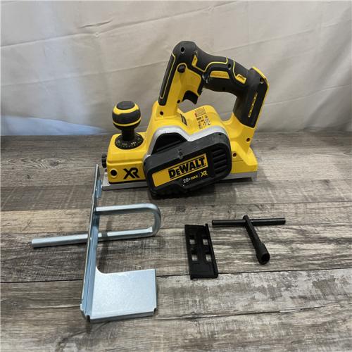 AS-IS DEWALT 20V MAX XR Cordless Brushless 3-1/4 in. Planer (Tool Only)
