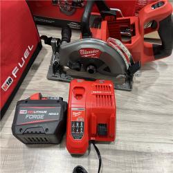 LIKE NEW Milwaukee M18 FUEL 18V Lithium-Ion Cordless 7-1/4 in. Rear Handle Circular Saw Kit with FORGE 12.0 Ah Battery and Rapid Charger