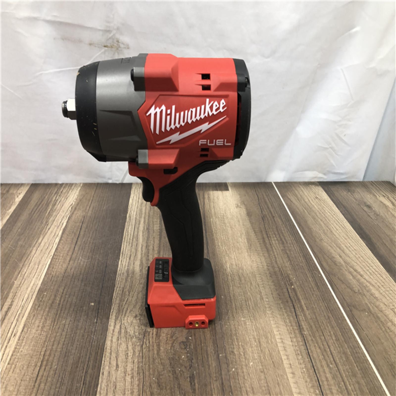 AS-IS Milwaukee FUEL 18V Lithium-Ion Brushless Cordless 1/2 in. Impact Wrench w/Friction Ring Kit