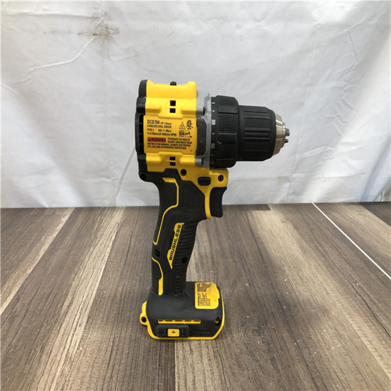 AS-IS DEWALT Atomic 20V Lithium-Ion Cordless Compact 1/2 in. Drill/Driver Kit