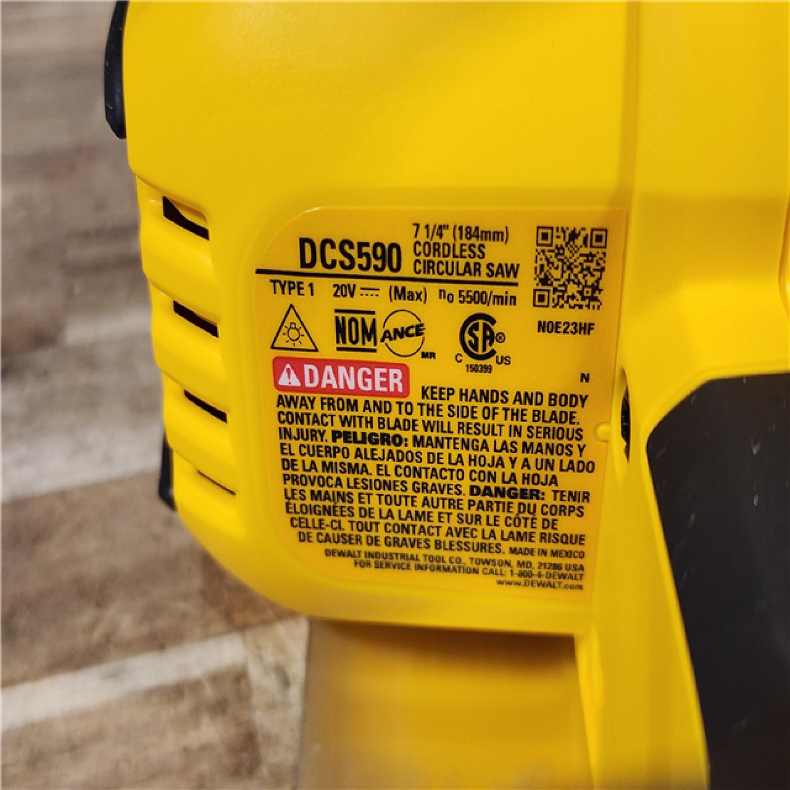 HOUSTON LOCATION - AS - IS DEWALT 20-Volt MAX 7-1/4 in. Cordless Circular Saw (Tool Only)
