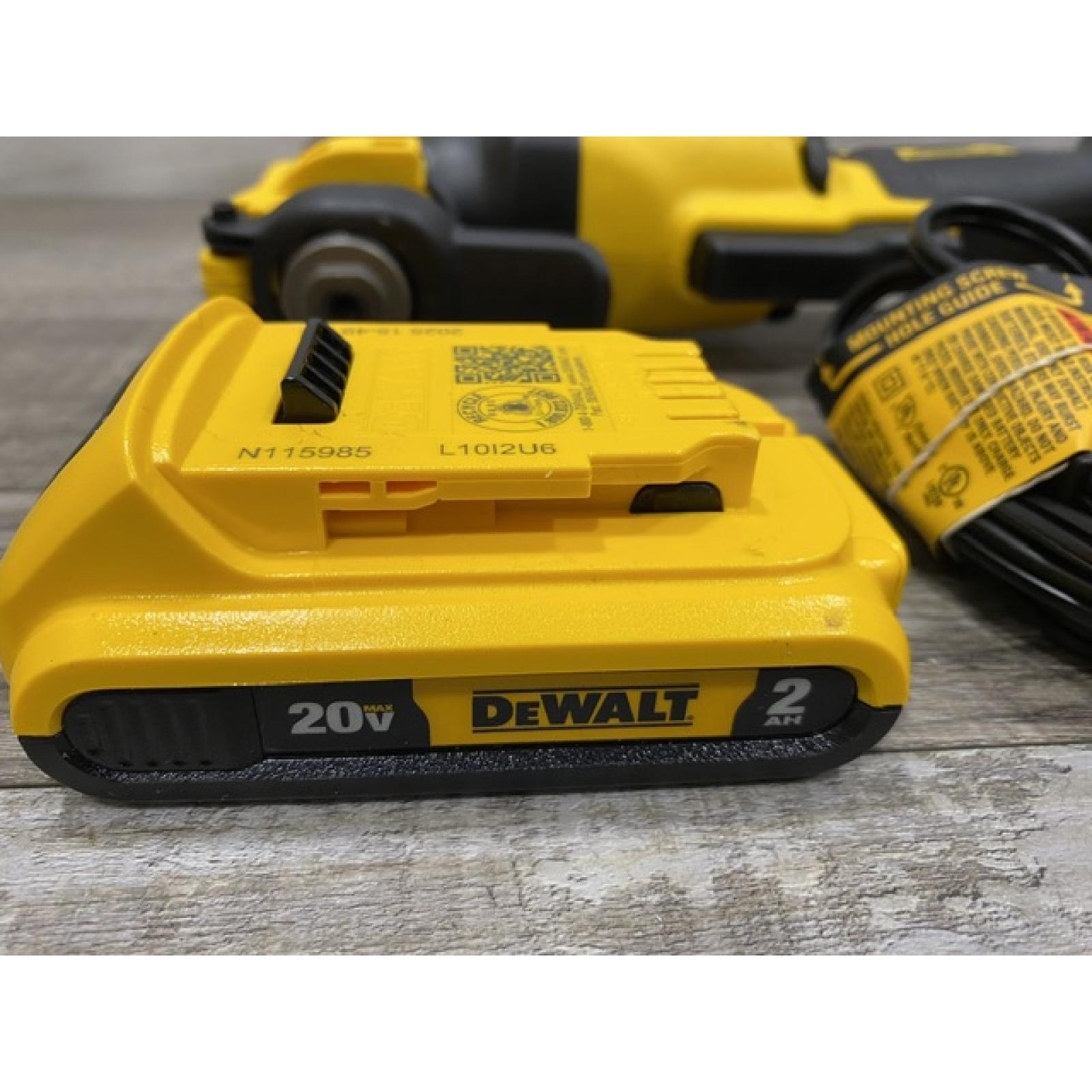 AS-IS DEWALT ATOMIC 20V MAX Cordless Brushless Oscillating Multi Tool Kit