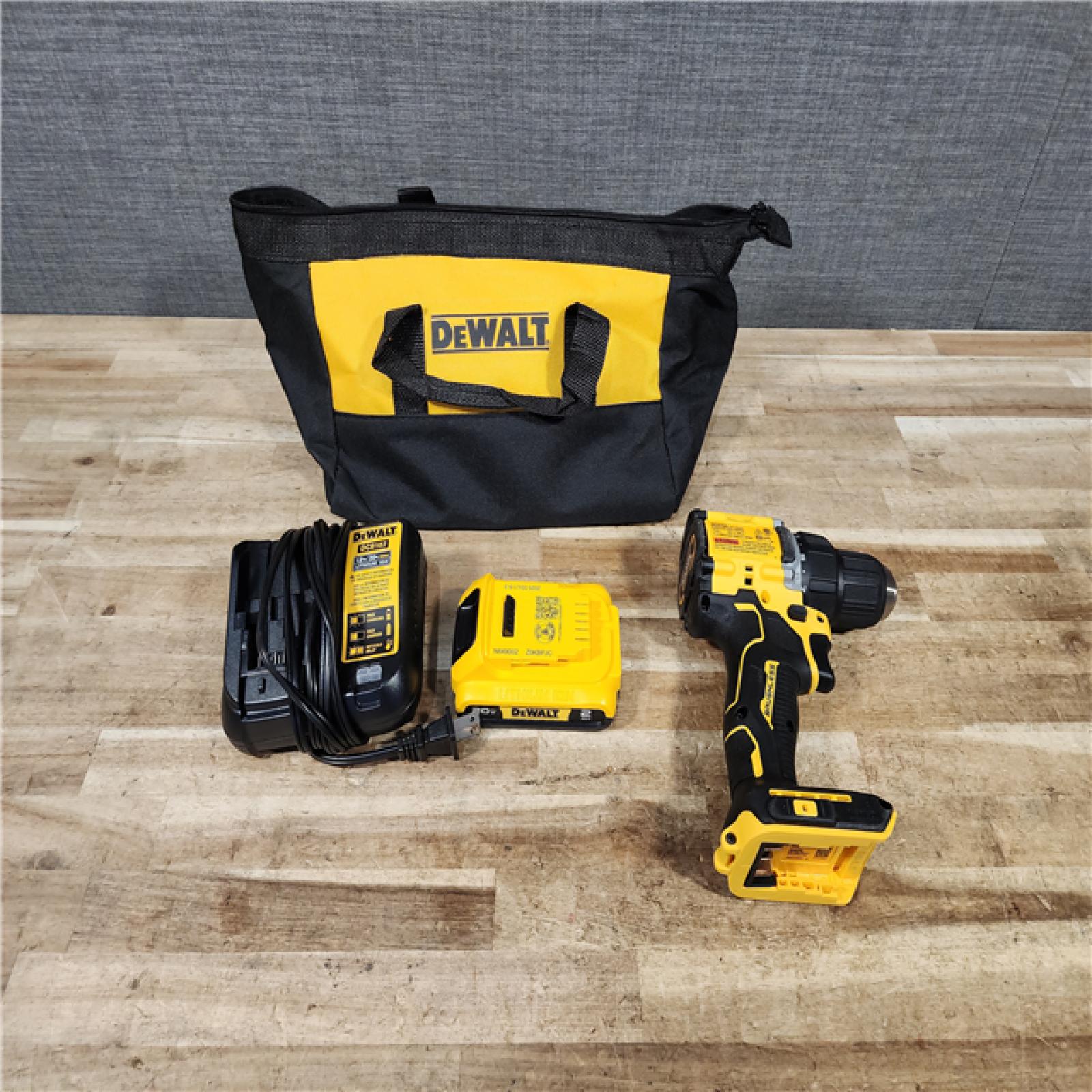 HOUSTON LOCATION - AS - IS DEWALT Atomic 20V Lithium-Ion Cordless Compact 1/2 in. Drill/Driver Kit