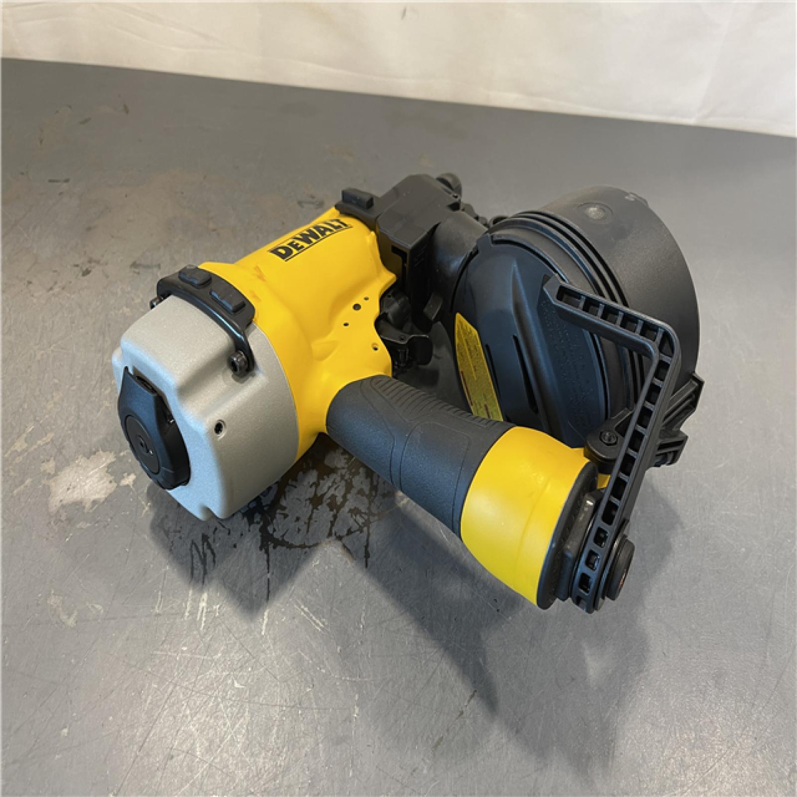 AS-IS - DEWALT Pneumatic 15-Degree Coil Corded Siding Nailer