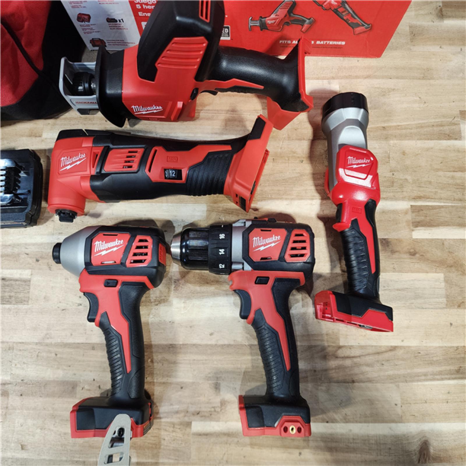 HOUSTON LOCATION - AS-IS (APPEARS LIKE NEW) M18 18V Lithium-Ion Cordless Combo Kit (5-Tool) with (2) Batteries  Charger and Tool Bag