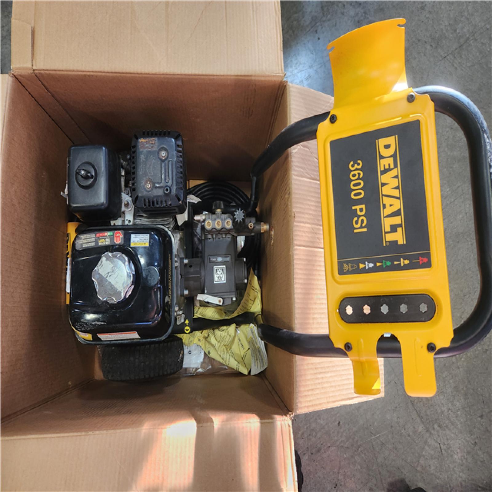 Phoenix AS-IS DEWALT 3600 PSI 2.5 GPM Cold Water Gas Professional Pressure Washer with HONDA GX200 Engine