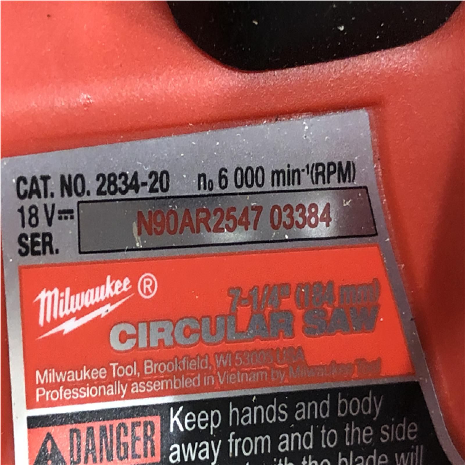 AS-IS Milwaukee FUEL 18V Lithium-Ion Brushless Cordless 7-1/4 in. Circular Saw (Tool-Only)