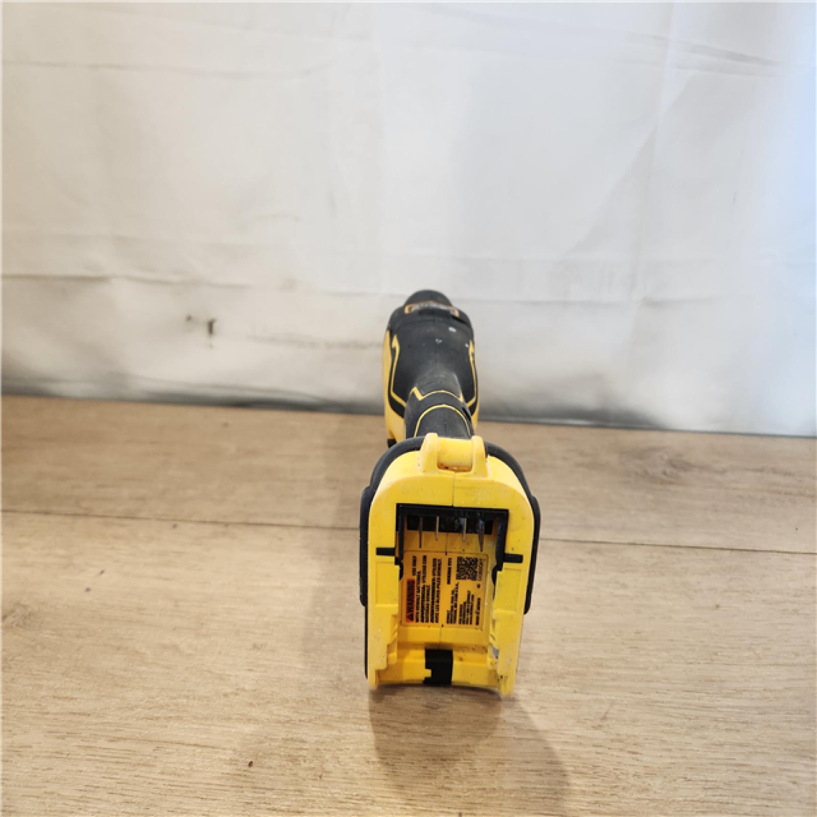 AS-IS- DEWALT ATOMIC 20V MAX Cordless Brushless Oscillating Multi Tool Kit