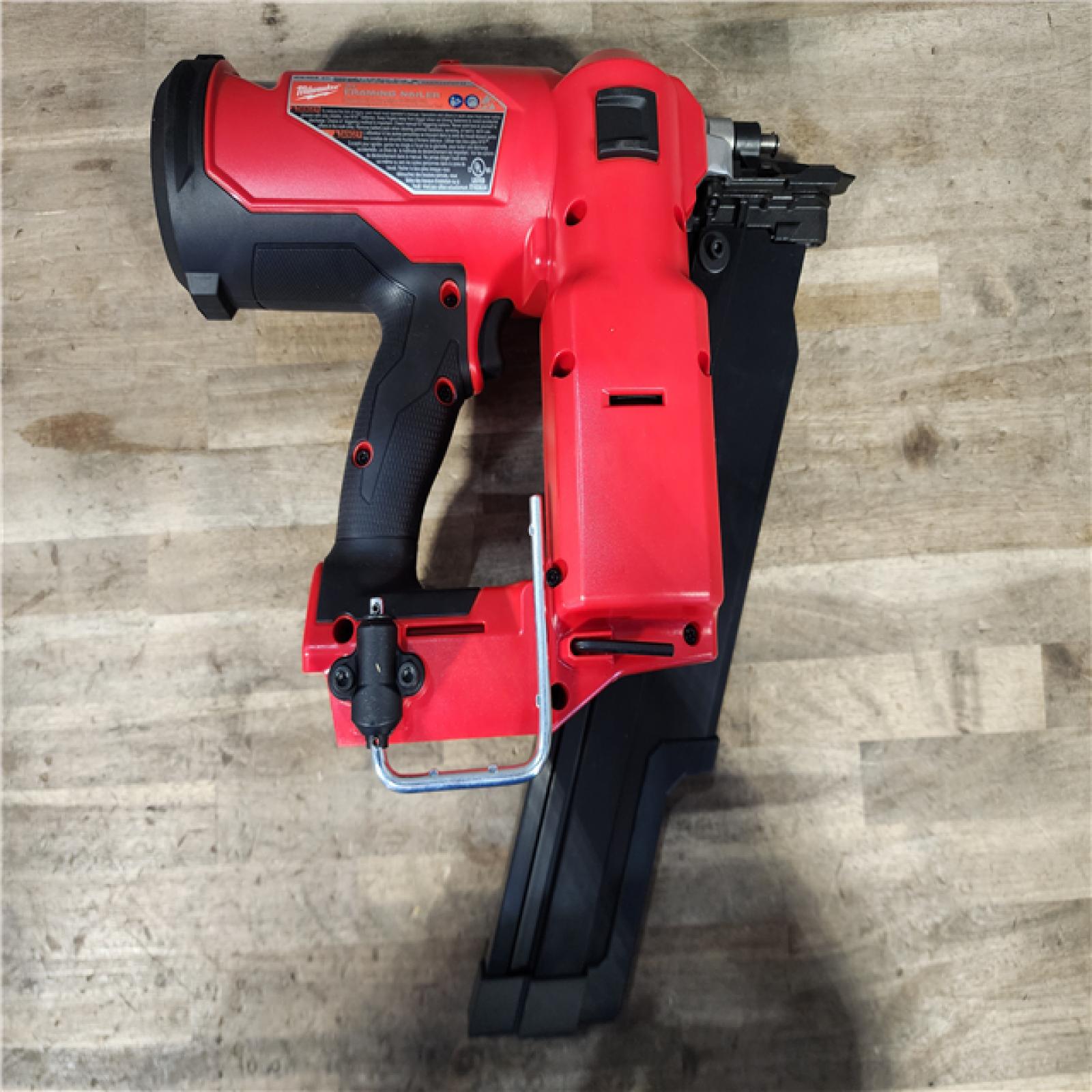 HOUSTON LOCATION - AS-IS (APPEARS LIKE NEW) Milwaukee 2744-20 M18 FUEL 3-1/2 in. 18V 21-Degree Lithium-Ion Brushless Cordless Framing Nailer (Tool-Only)