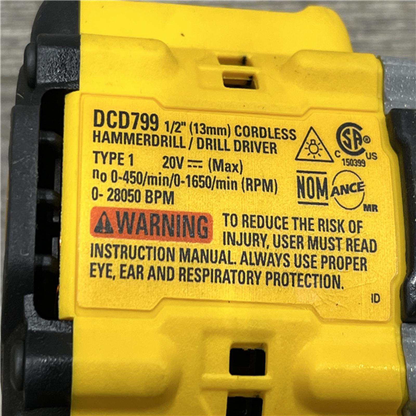 AS-IS DEWALT ATOMIC 20V Lithium-Ion Cordless 1/2 in. Hammer Drill Kit