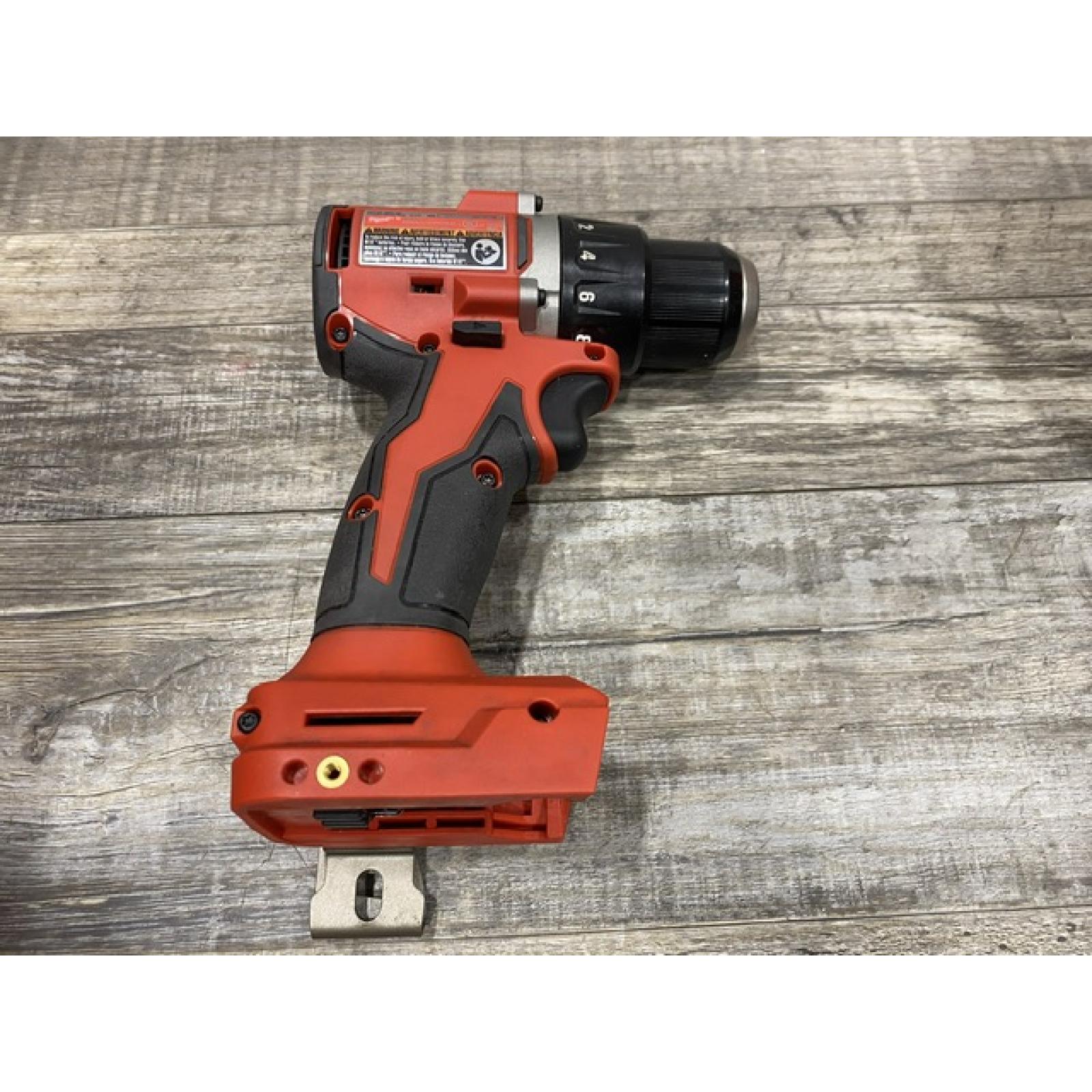 AS-IS Milwaukee 18V Lithium-Ion Brushless Cordless 1/2 in. Compact Drill/Driver Kit