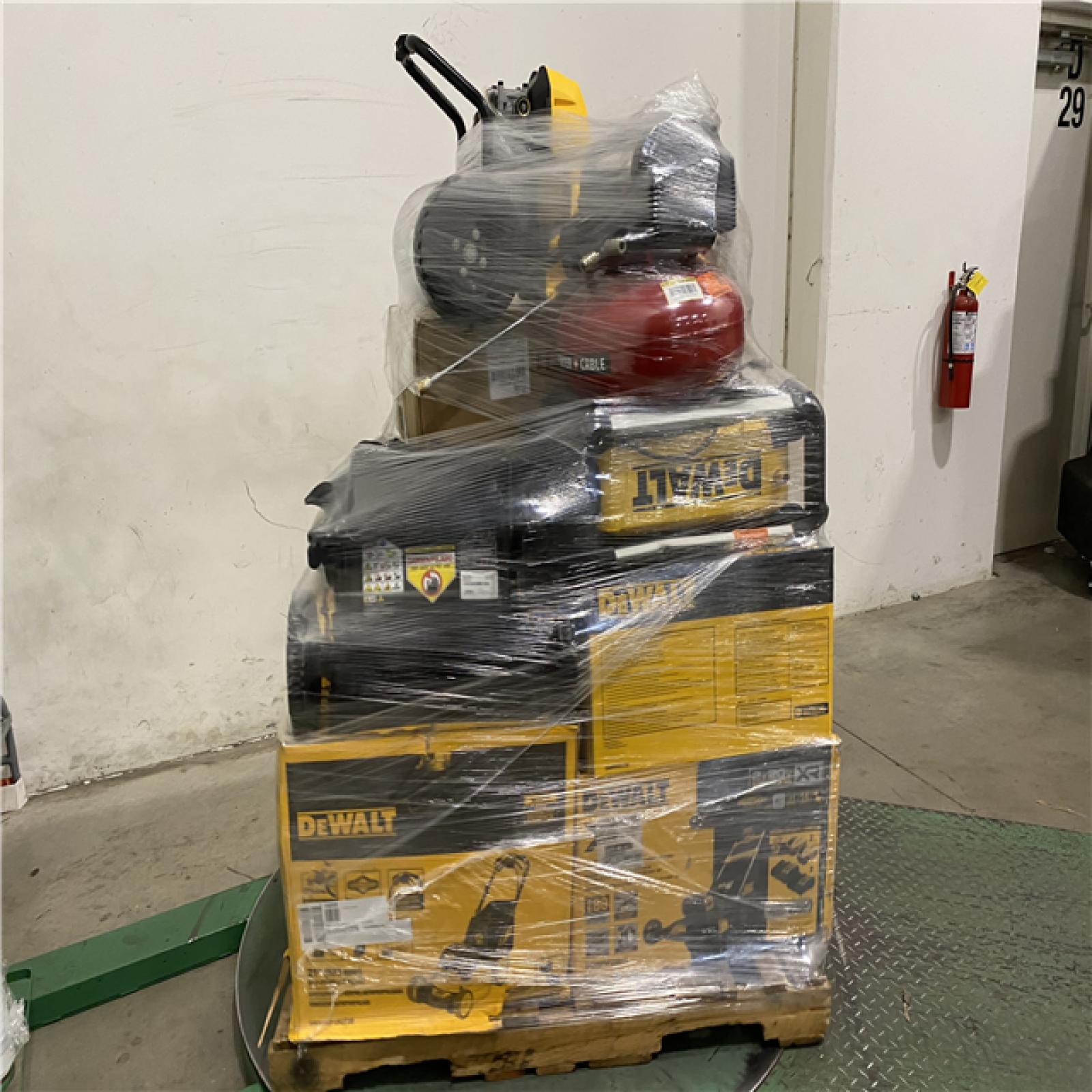 Dallas Location - As-Is DEWALT Tool Pallet