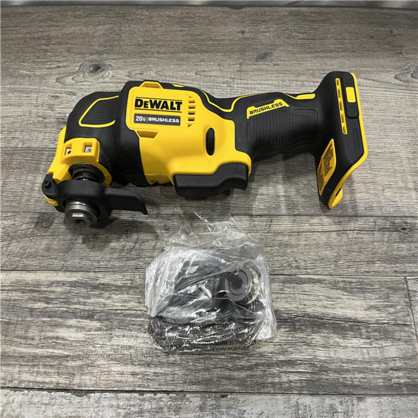 AS-IS DEWALT 20V MAX XR Cordless Brushless 3-Speed Oscillating Multi Tool (Tool Only)