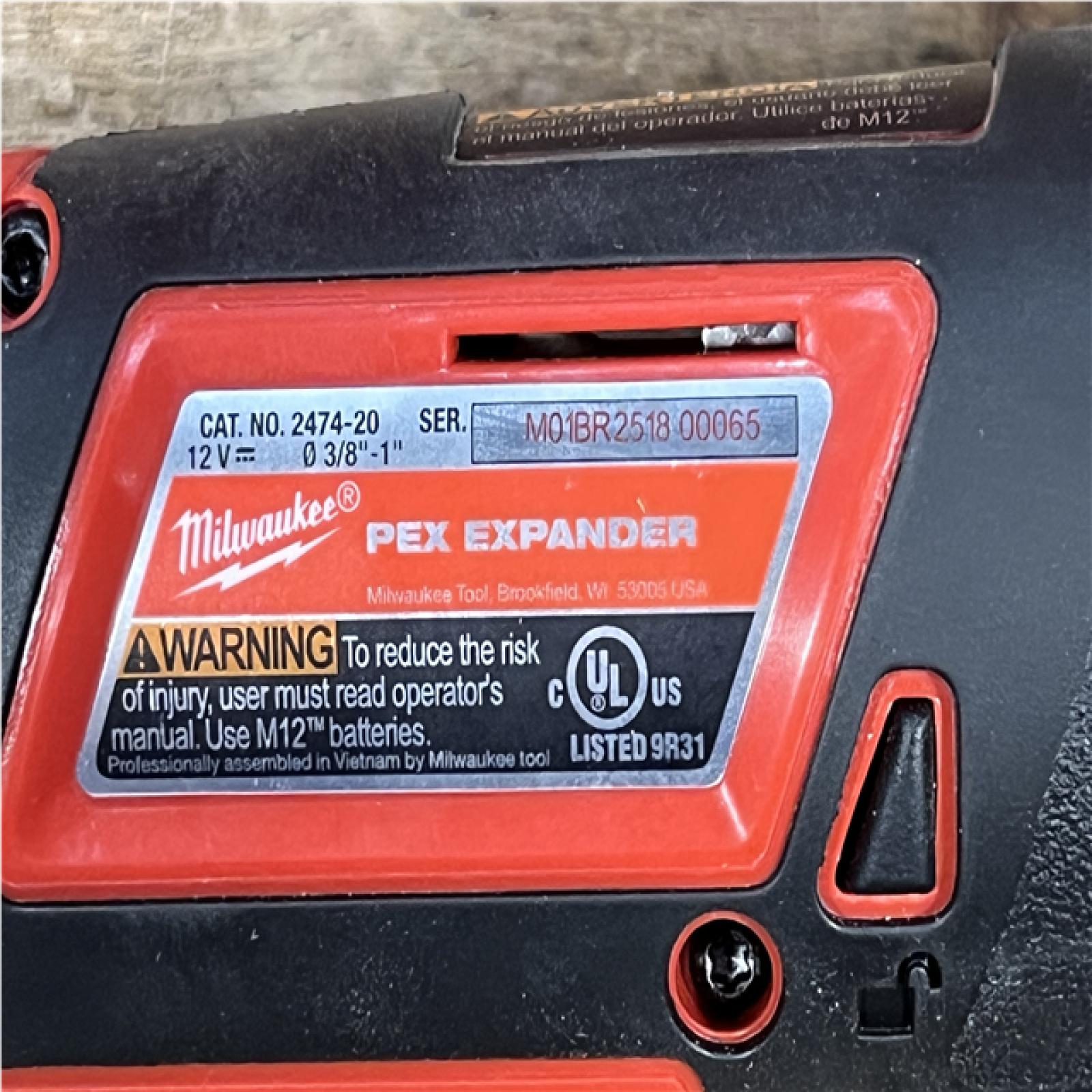 Houston Location AS-IS Milwaukee Cordless PEX Expansion Tool Kit