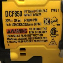 AS-IS DEWALT ATOMIC 20V MAX Lithium-Ion Cordless 1/4 in. Brushless Impact Driver Kit