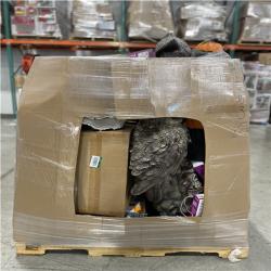 DALLAS LOCATION- AS - IS ASSORTED HOLIDAY DECORATIONS PALLET