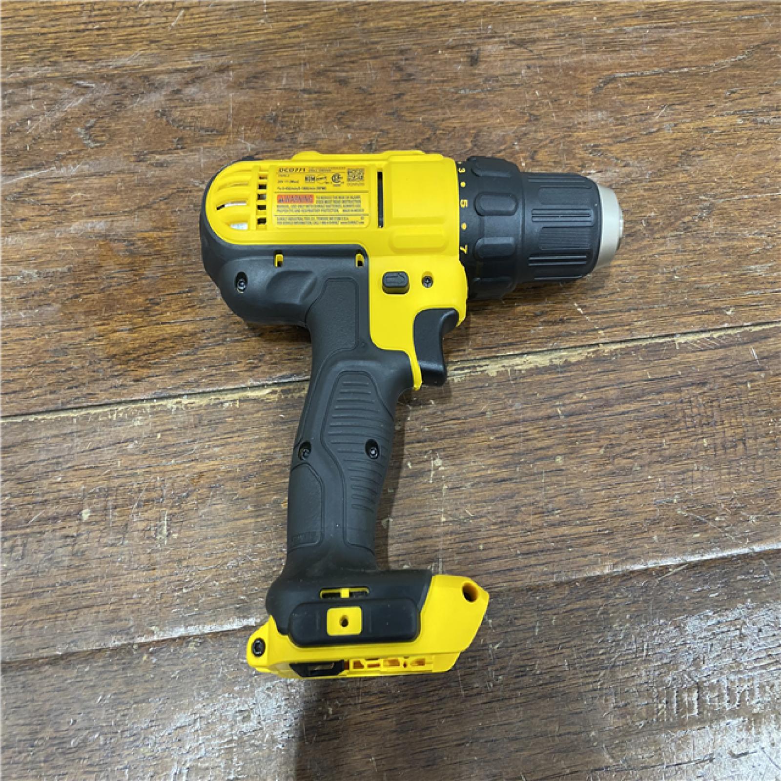 AS-IS 20V MAX Cordless 1/2 in. Drill/Driver, (2) 20V 1.3Ah Batteries, Charger and Bag